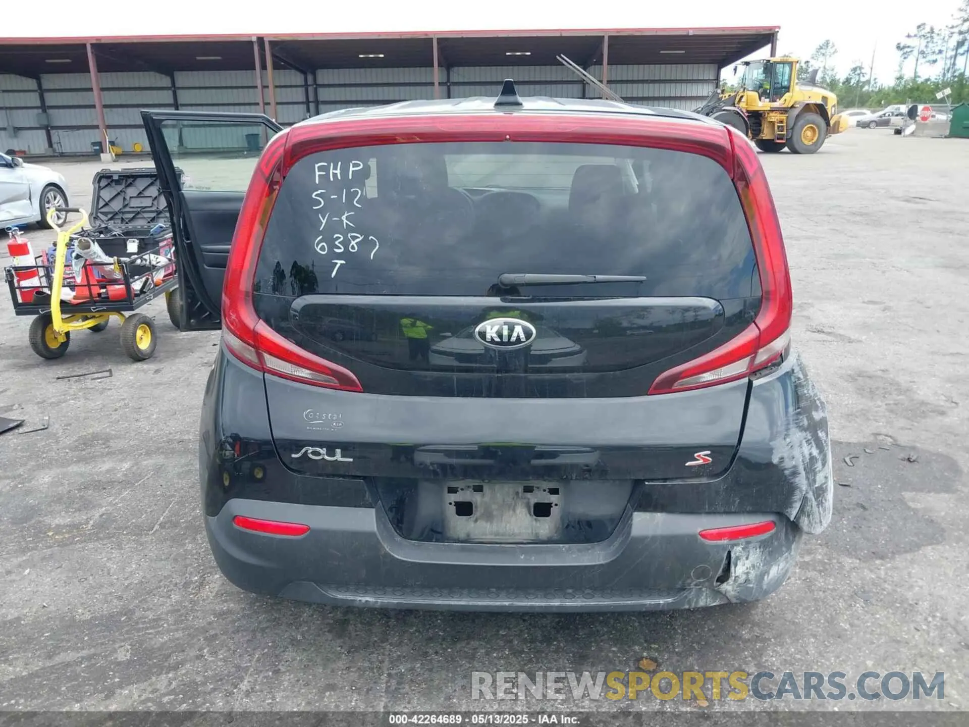 16 Photograph of a damaged car KNDJ23AU0L7726387 KIA SOUL 2020