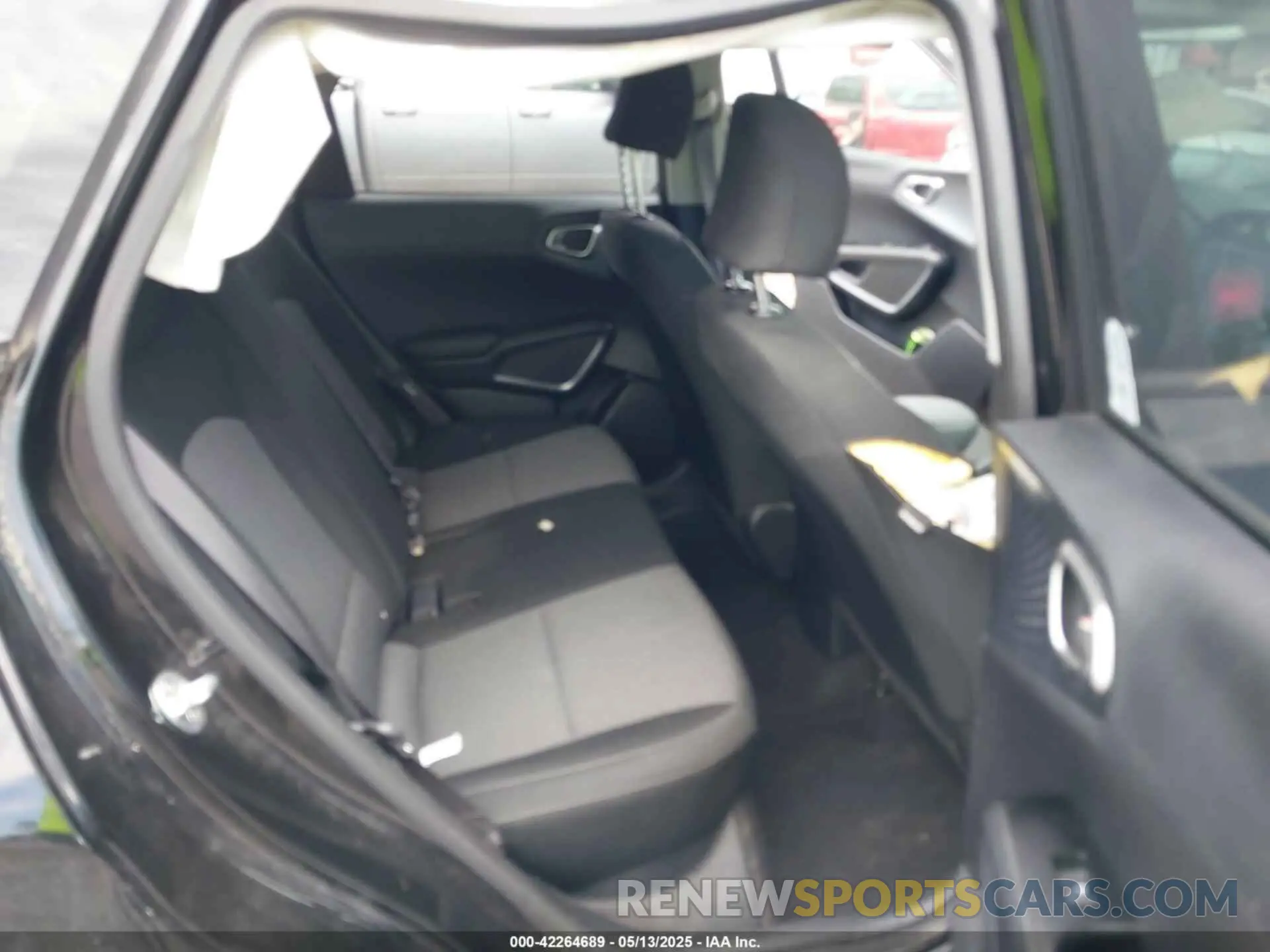 8 Photograph of a damaged car KNDJ23AU0L7726387 KIA SOUL 2020