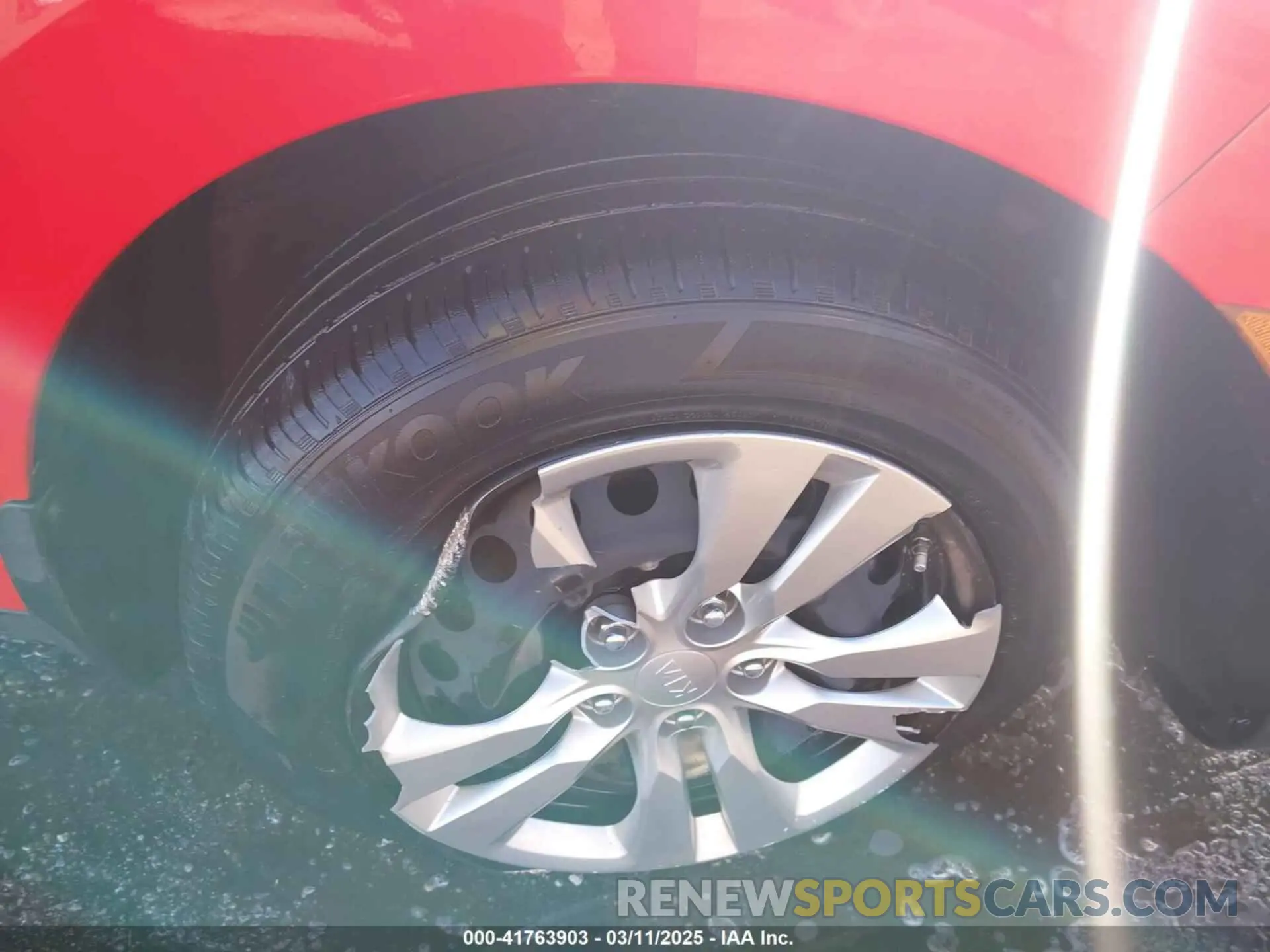 16 Photograph of a damaged car KNDJ23AU0L7731489 KIA SOUL 2020
