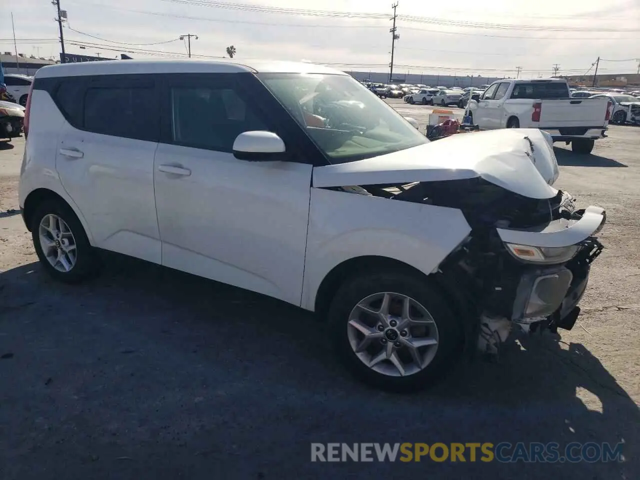 4 Photograph of a damaged car KNDJ23AU1L7026054 KIA SOUL 2020