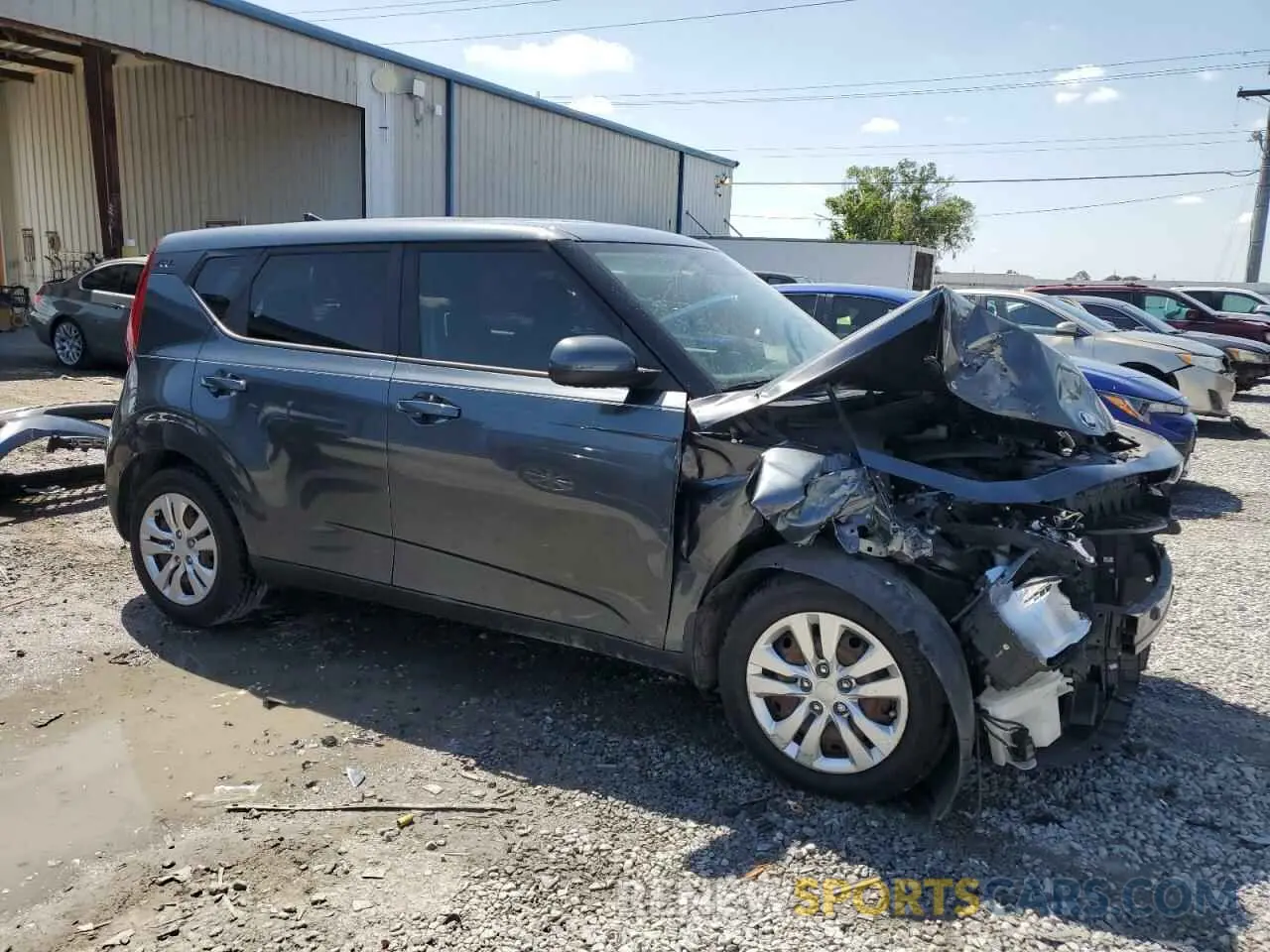 4 Photograph of a damaged car KNDJ23AU1L7038608 KIA SOUL 2020
