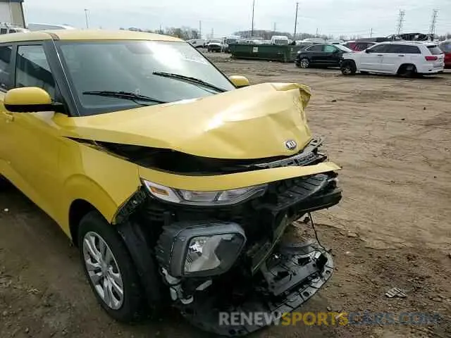 13 Photograph of a damaged car KNDJ23AU1L7100931 KIA SOUL 2020