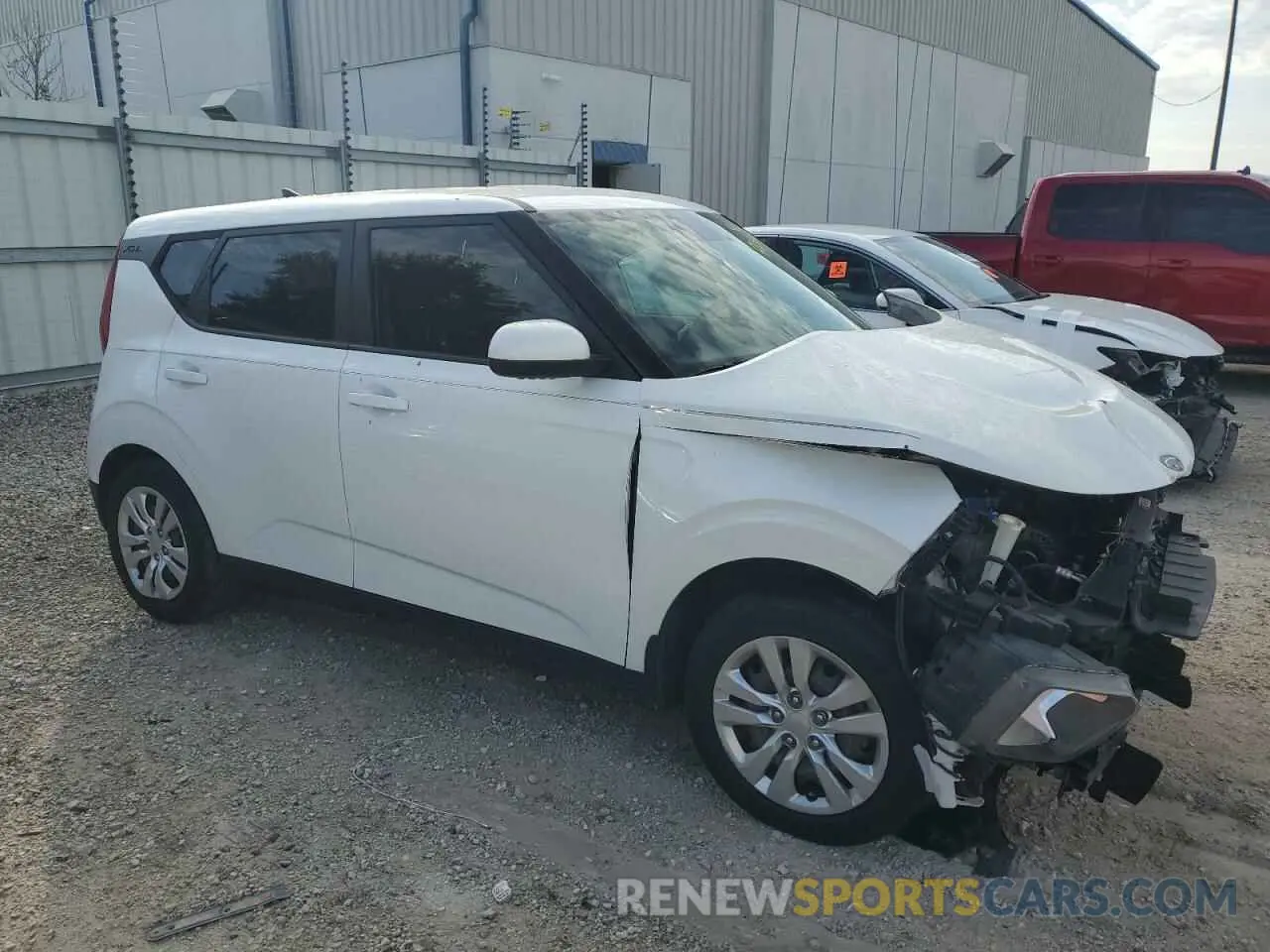 4 Фотография поврежденного автомобиля KNDJ23AU1L7119849 KIA SOUL 2020