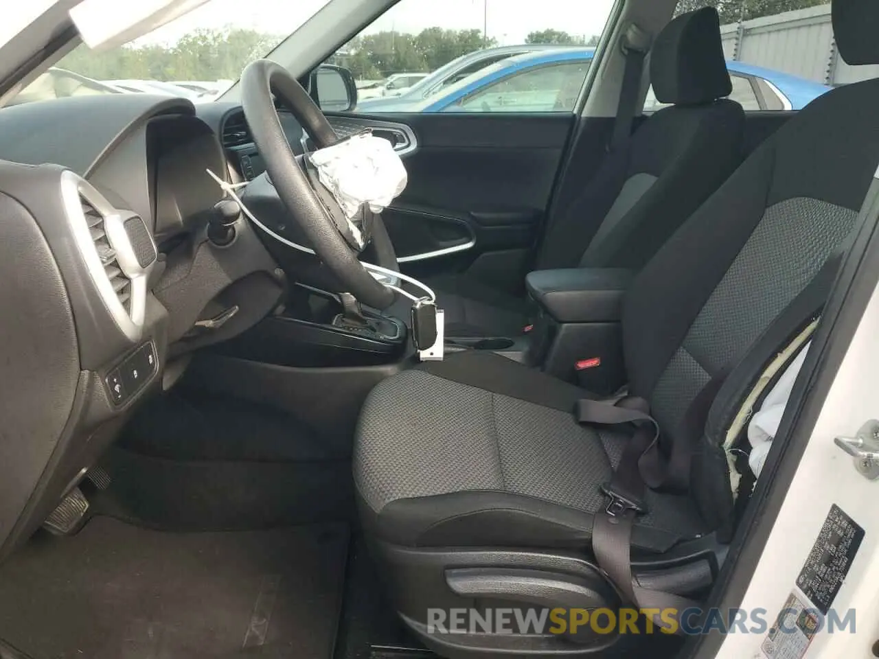 7 Фотография поврежденного автомобиля KNDJ23AU1L7119849 KIA SOUL 2020