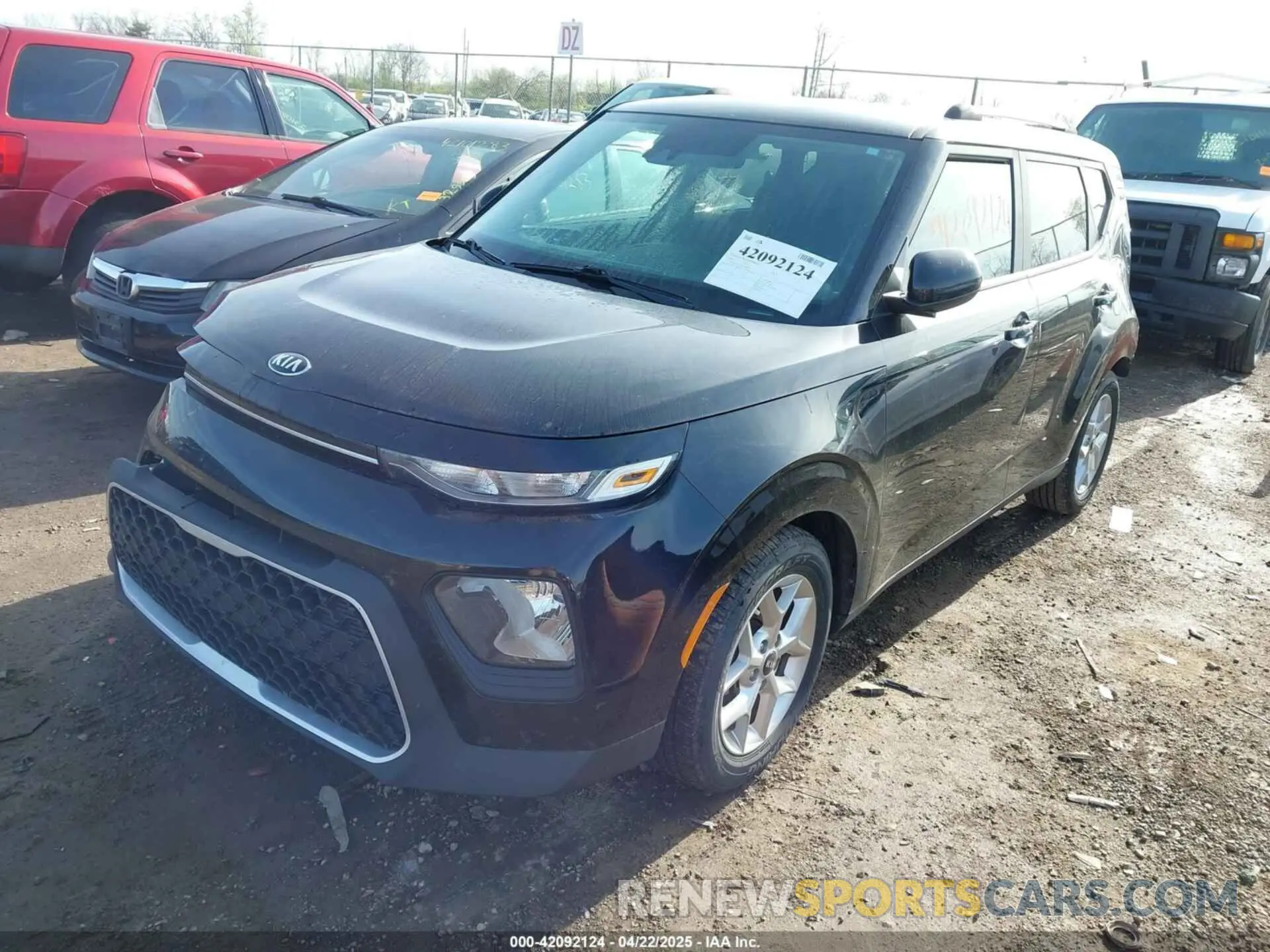 2 Photograph of a damaged car KNDJ23AU1L7708903 KIA SOUL 2020