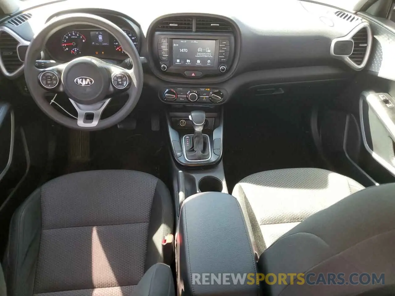 8 Photograph of a damaged car KNDJ23AU1L7710702 KIA SOUL 2020