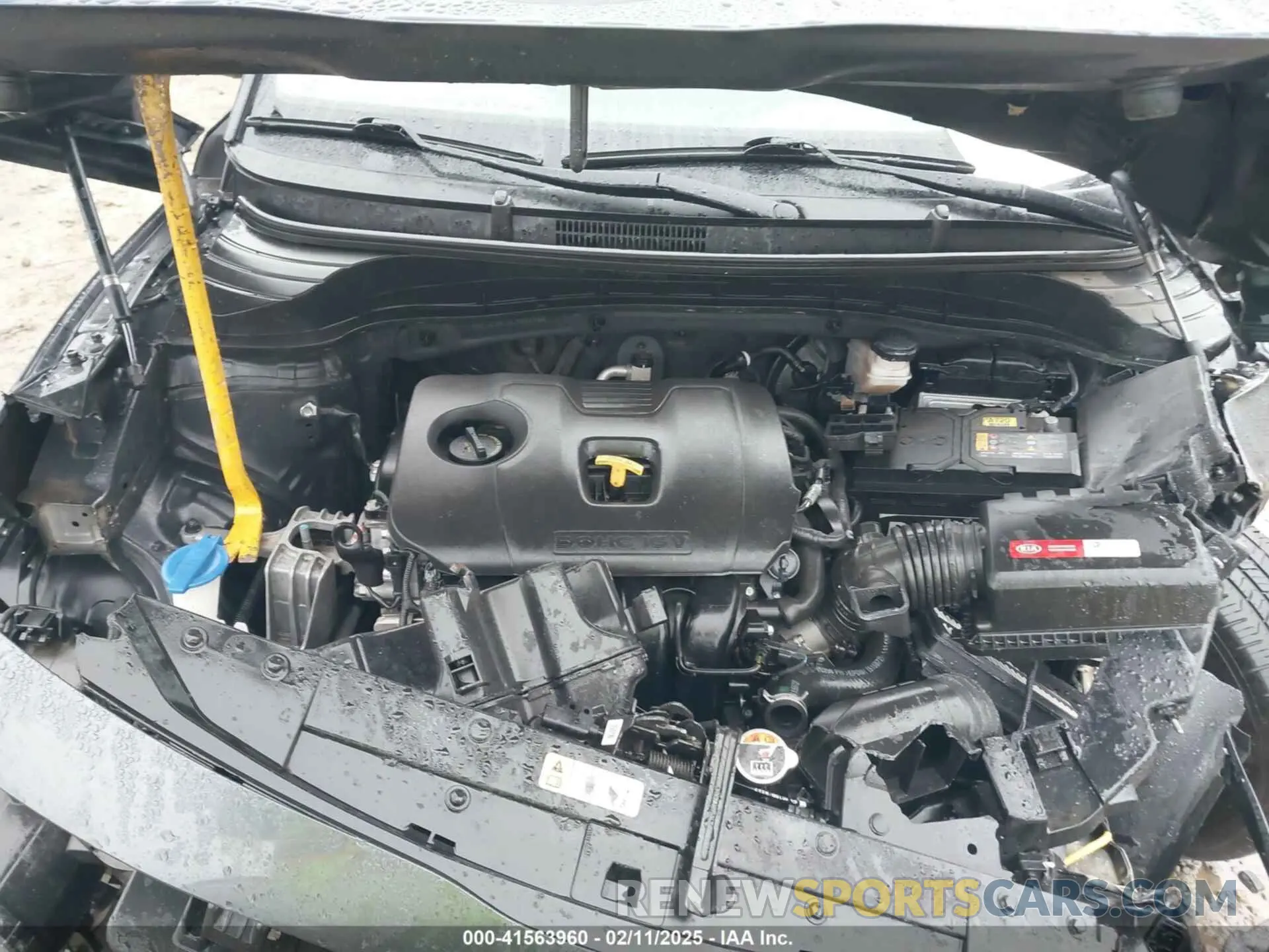 10 Photograph of a damaged car KNDJ23AU2L7001180 KIA SOUL 2020