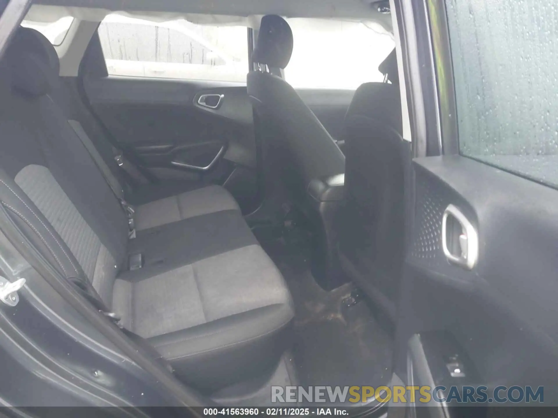 8 Photograph of a damaged car KNDJ23AU2L7001180 KIA SOUL 2020