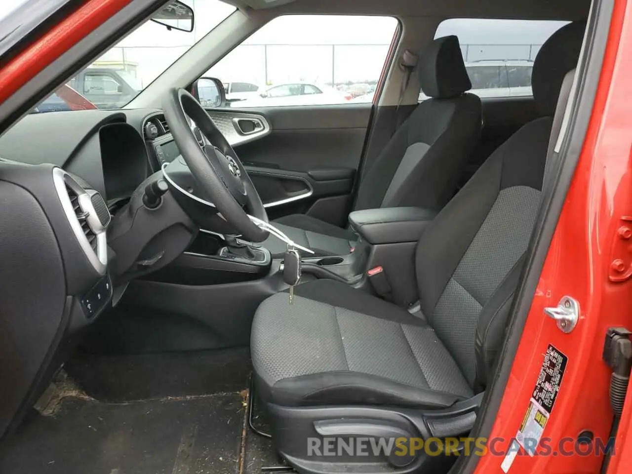 7 Photograph of a damaged car KNDJ23AU2L7029593 KIA SOUL 2020