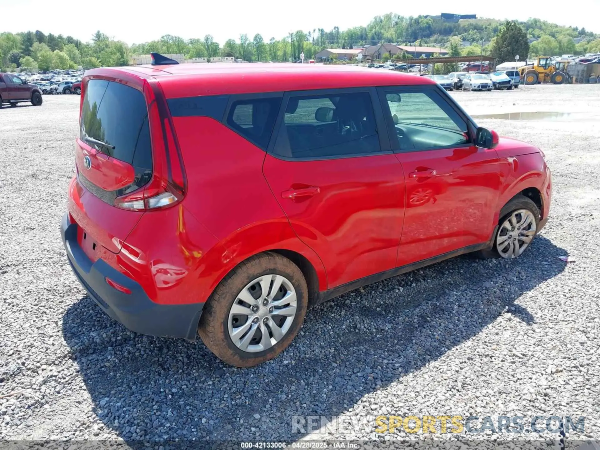 4 Photograph of a damaged car KNDJ23AU2L7068359 KIA SOUL 2020
