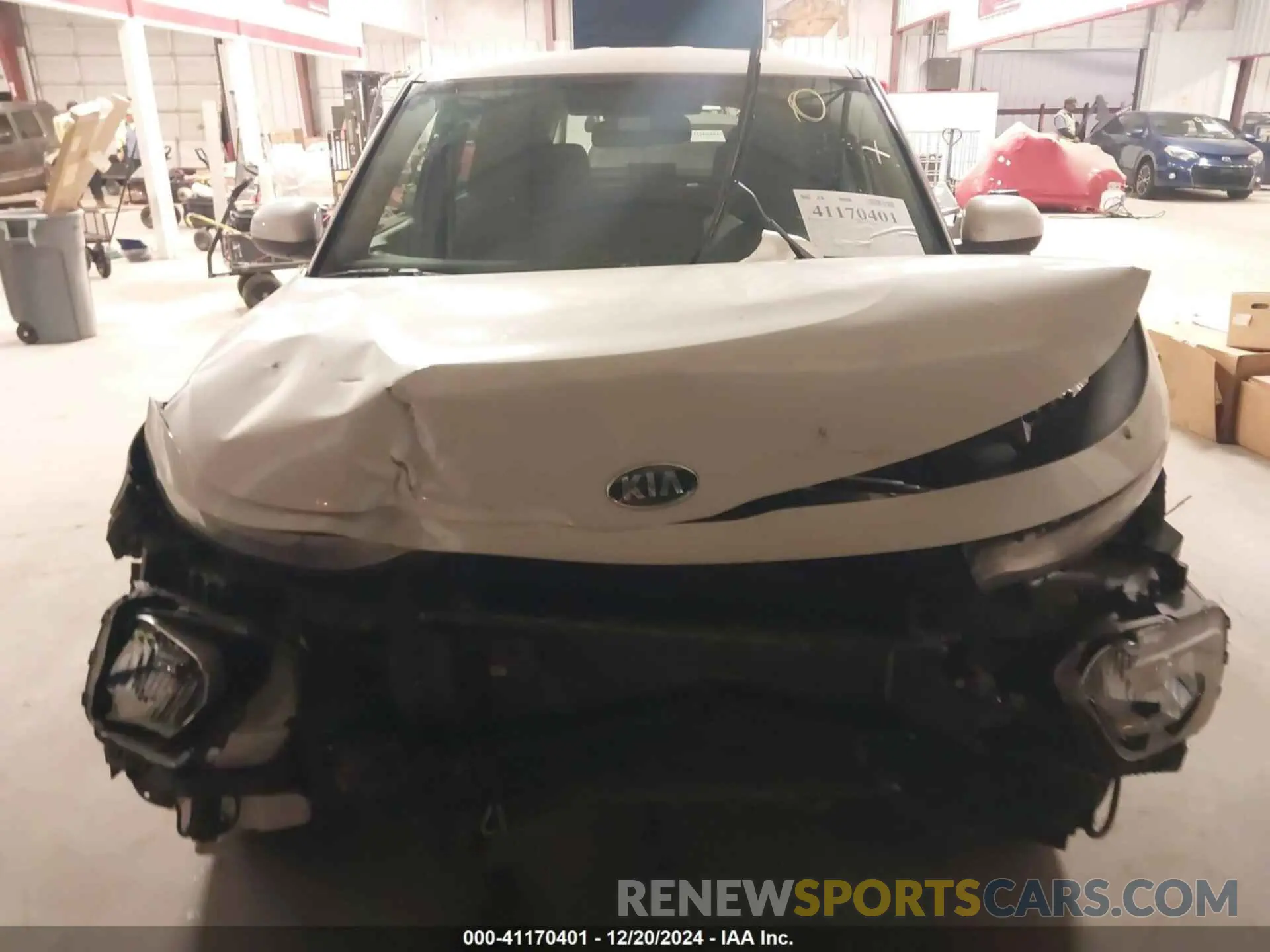 12 Photograph of a damaged car KNDJ23AU2L7071150 KIA SOUL 2020