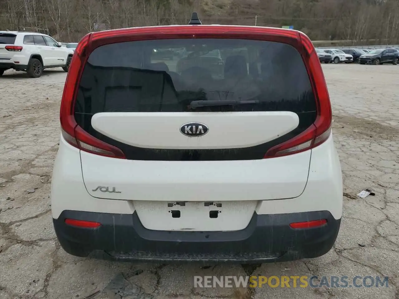 6 Фотография поврежденного автомобиля KNDJ23AU2L7077403 KIA SOUL 2020