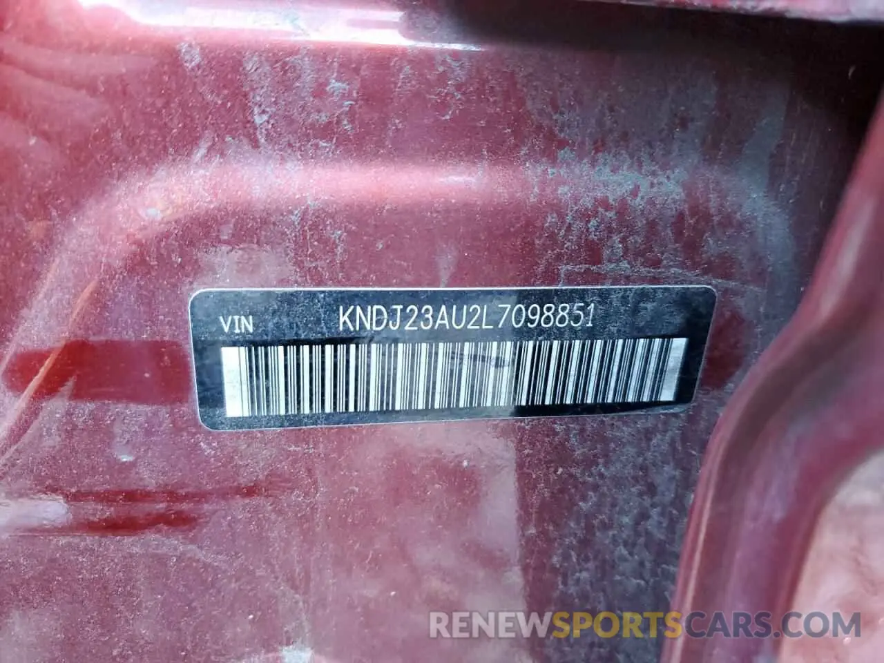 12 Photograph of a damaged car KNDJ23AU2L7098851 KIA SOUL 2020