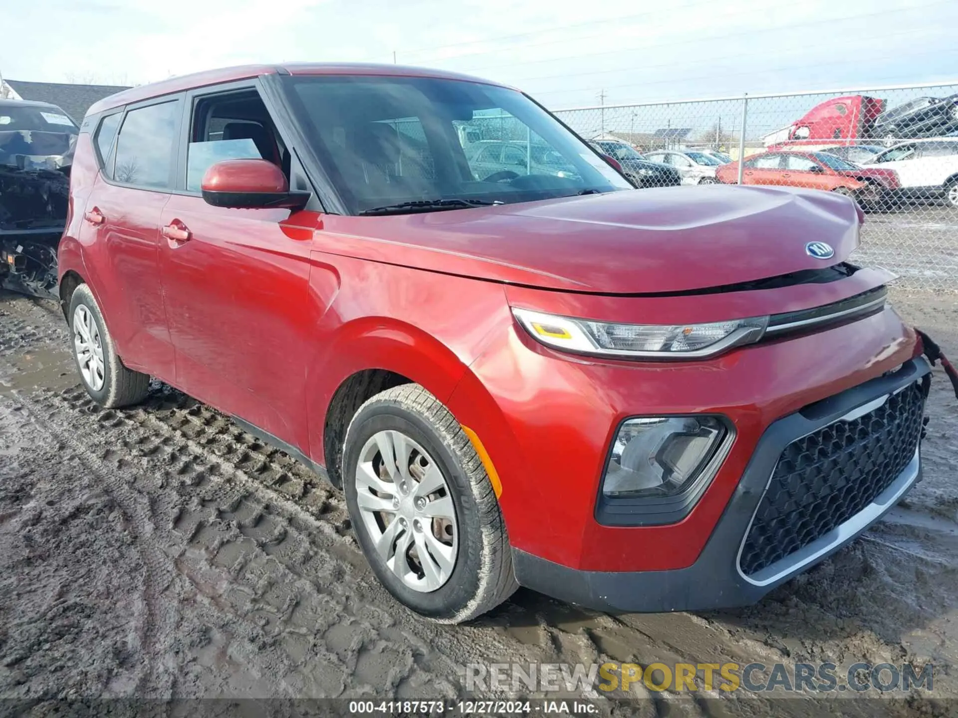 1 Photograph of a damaged car KNDJ23AU2L7100579 KIA SOUL 2020
