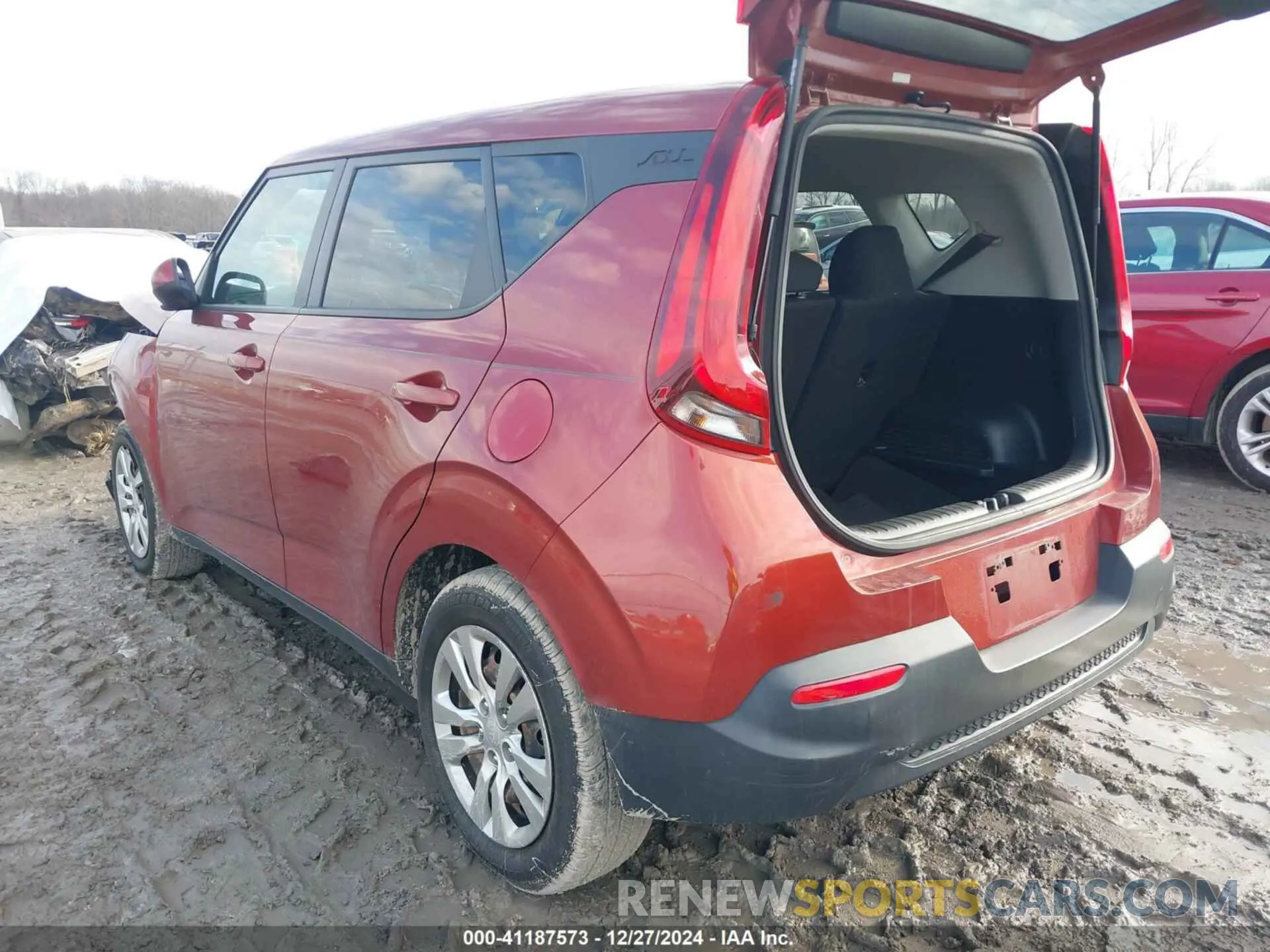 3 Photograph of a damaged car KNDJ23AU2L7100579 KIA SOUL 2020