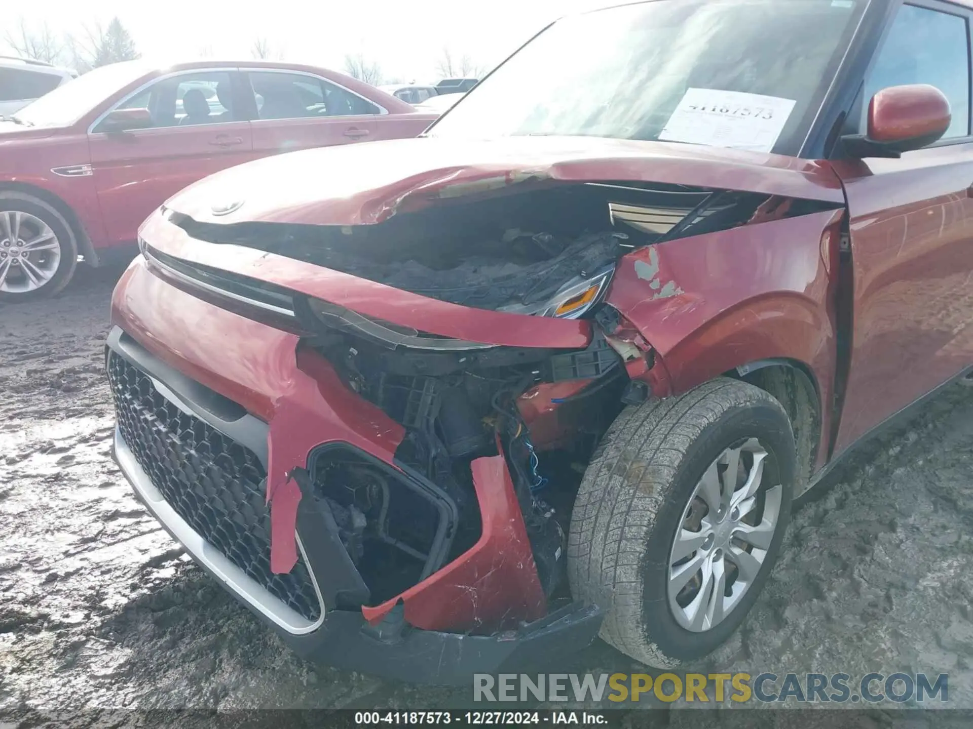 6 Photograph of a damaged car KNDJ23AU2L7100579 KIA SOUL 2020