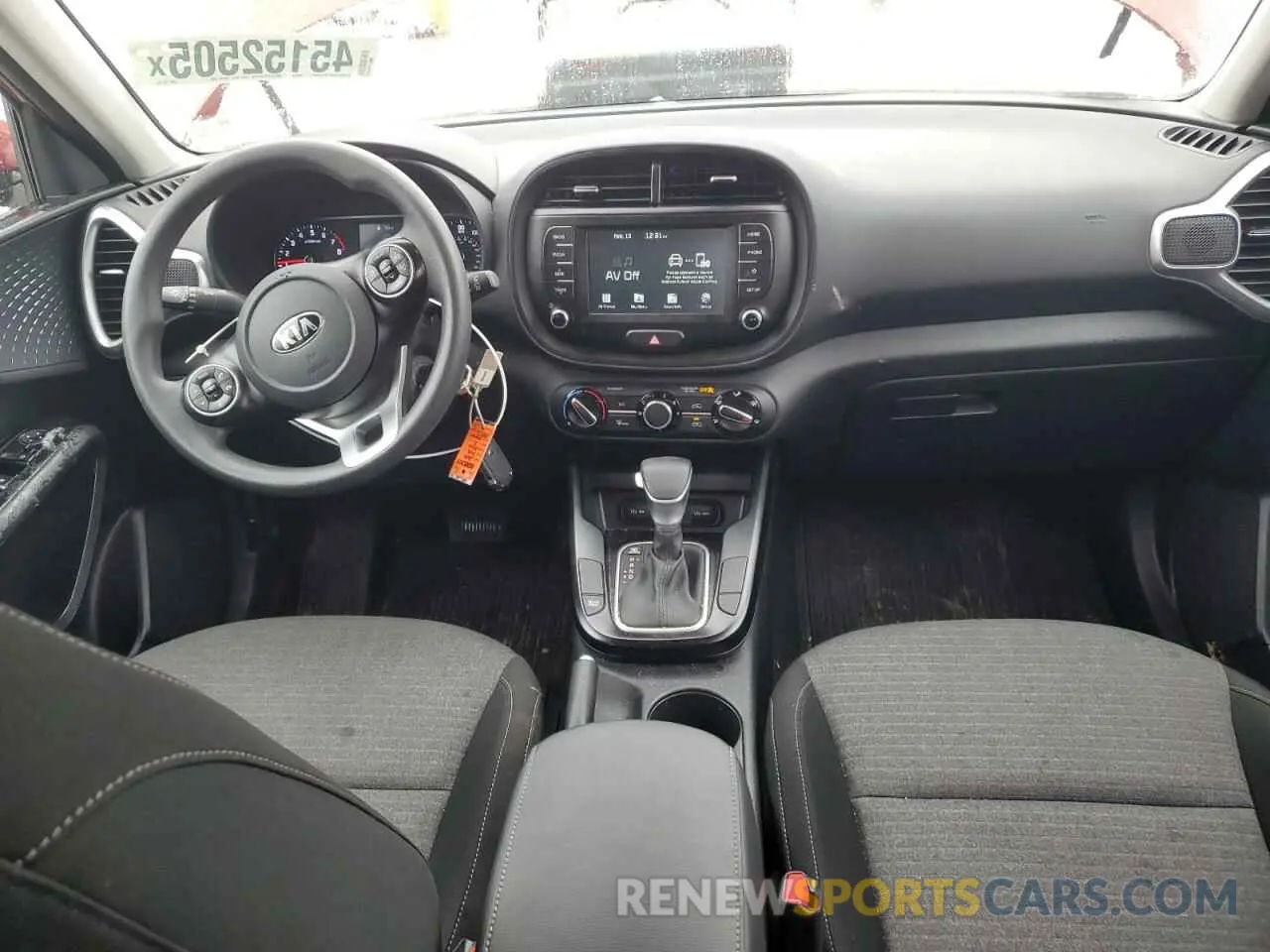 8 Фотография поврежденного автомобиля KNDJ23AU2L7102171 KIA SOUL 2020