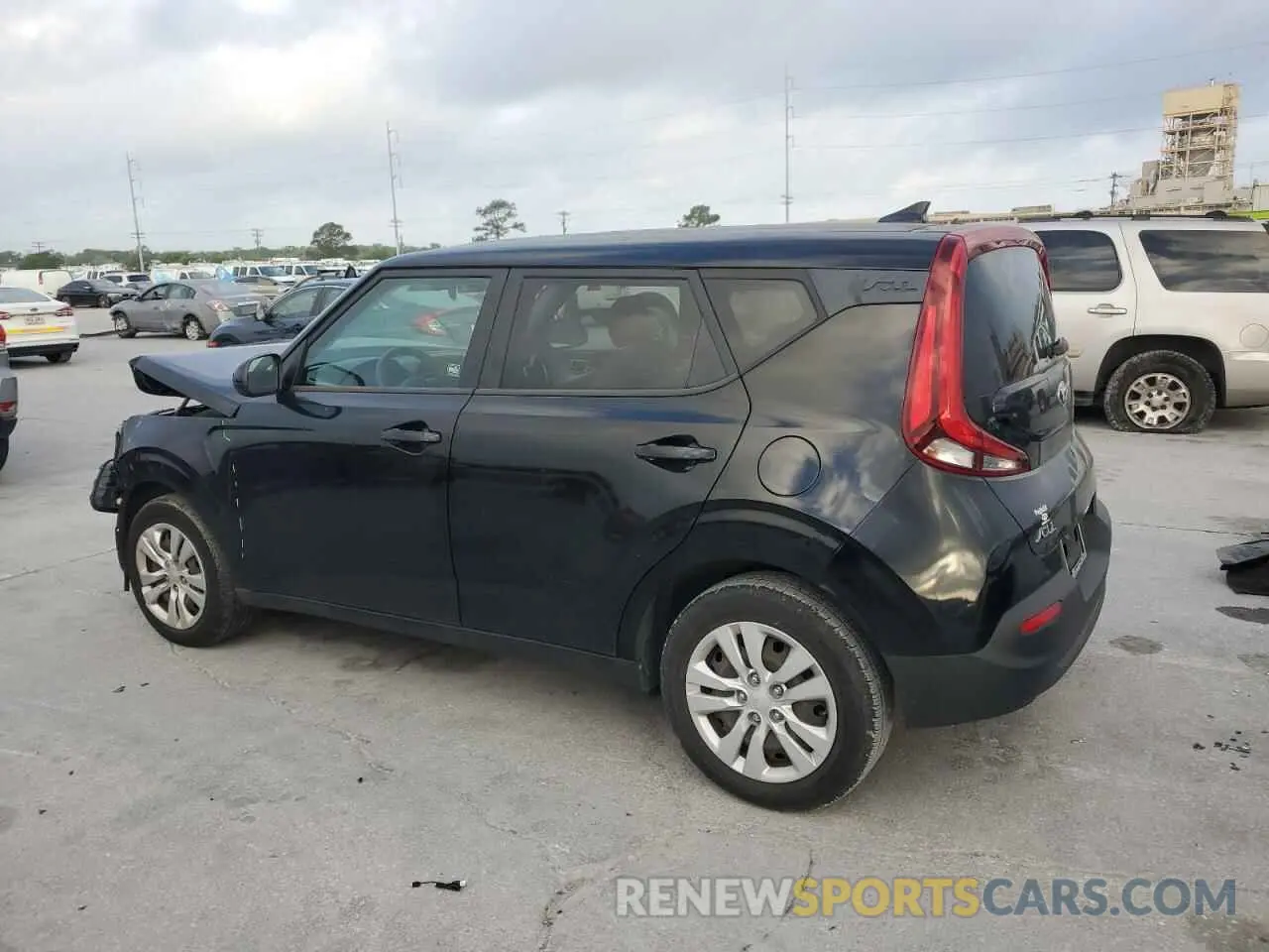2 Photograph of a damaged car KNDJ23AU2L7713866 KIA SOUL 2020