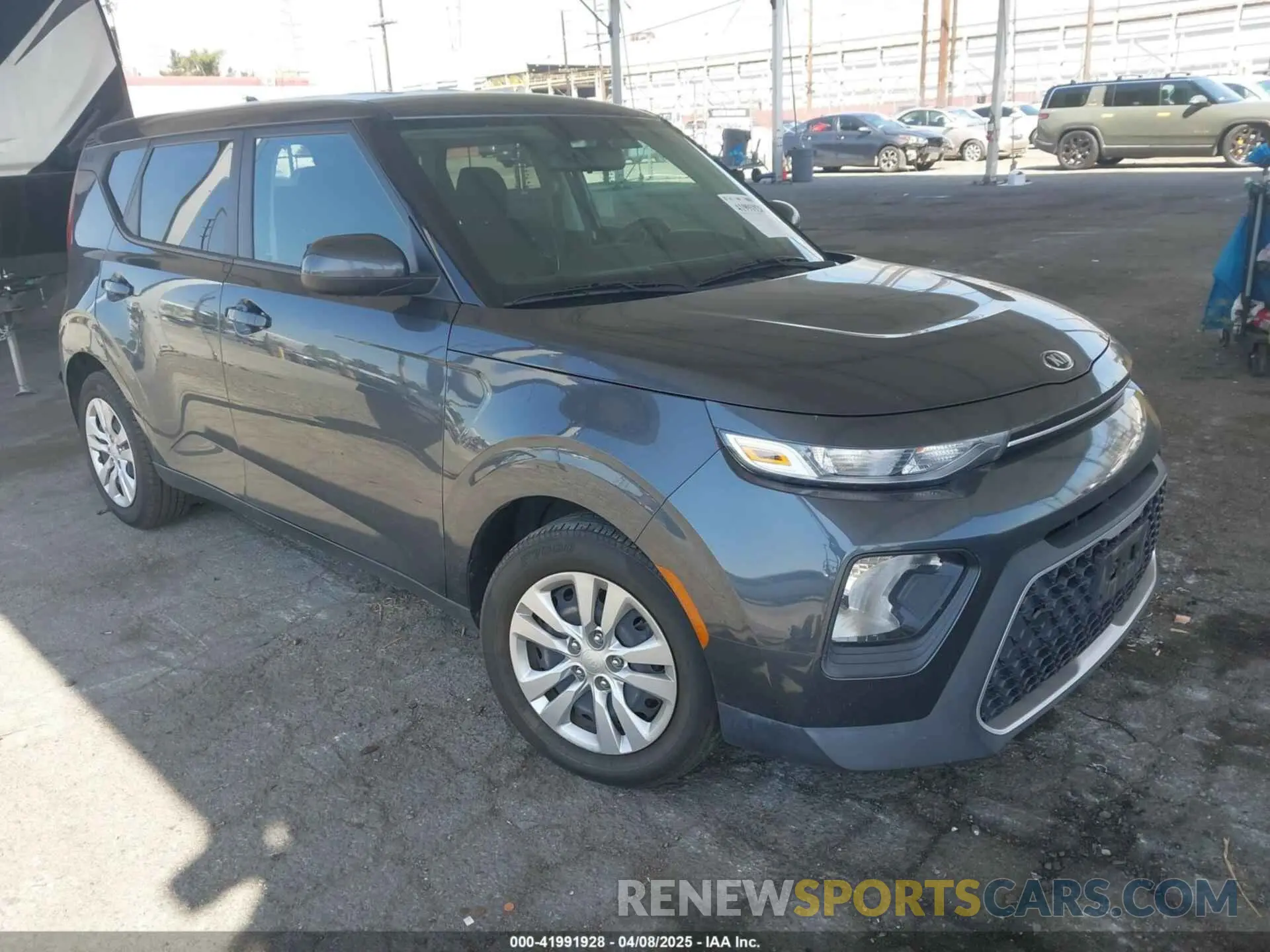 1 Photograph of a damaged car KNDJ23AU2L7715620 KIA SOUL 2020