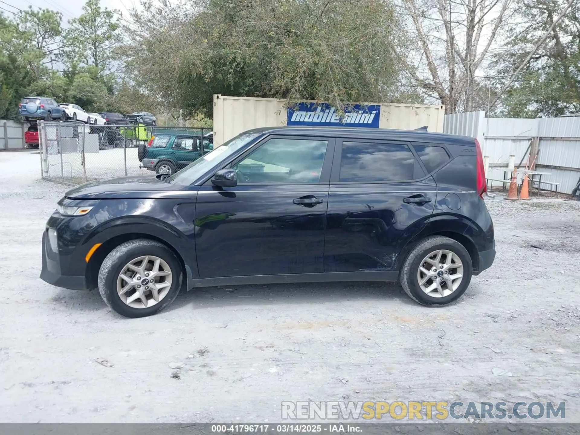 14 Фотография поврежденного автомобиля KNDJ23AU2L7720185 KIA SOUL 2020