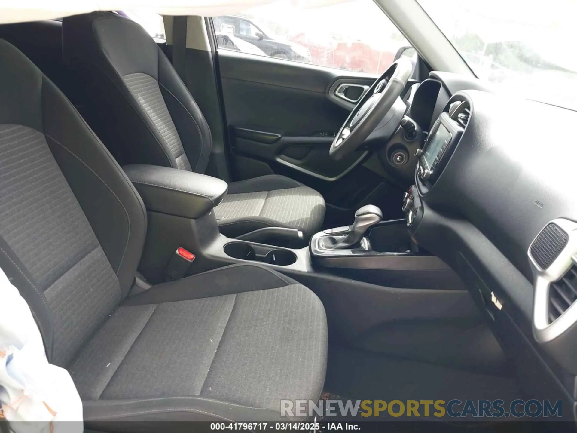 5 Фотография поврежденного автомобиля KNDJ23AU2L7720185 KIA SOUL 2020