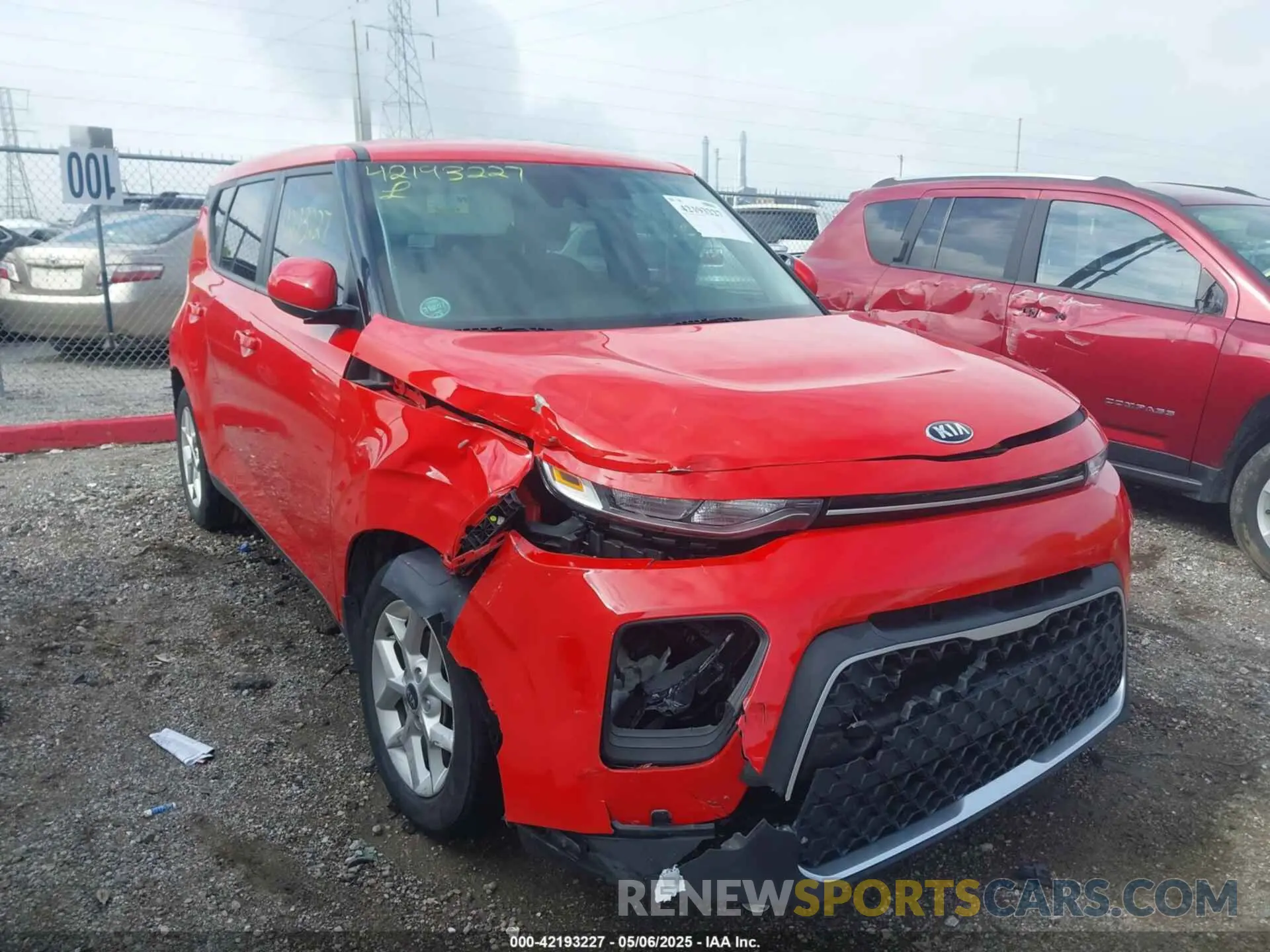 6 Photograph of a damaged car KNDJ23AU3L7014682 KIA SOUL 2020