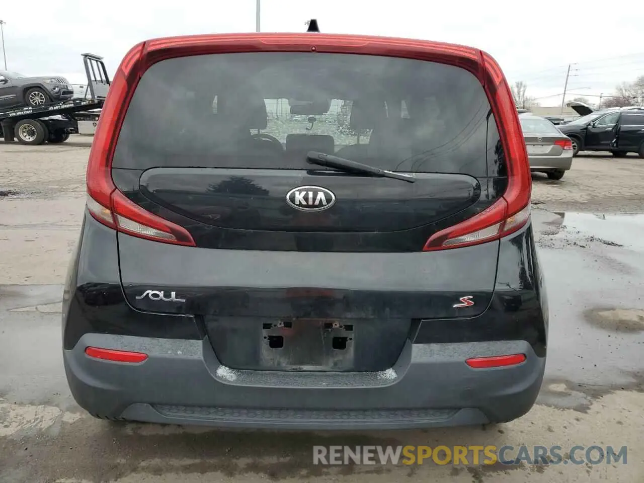 6 Photograph of a damaged car KNDJ23AU3L7014763 KIA SOUL 2020