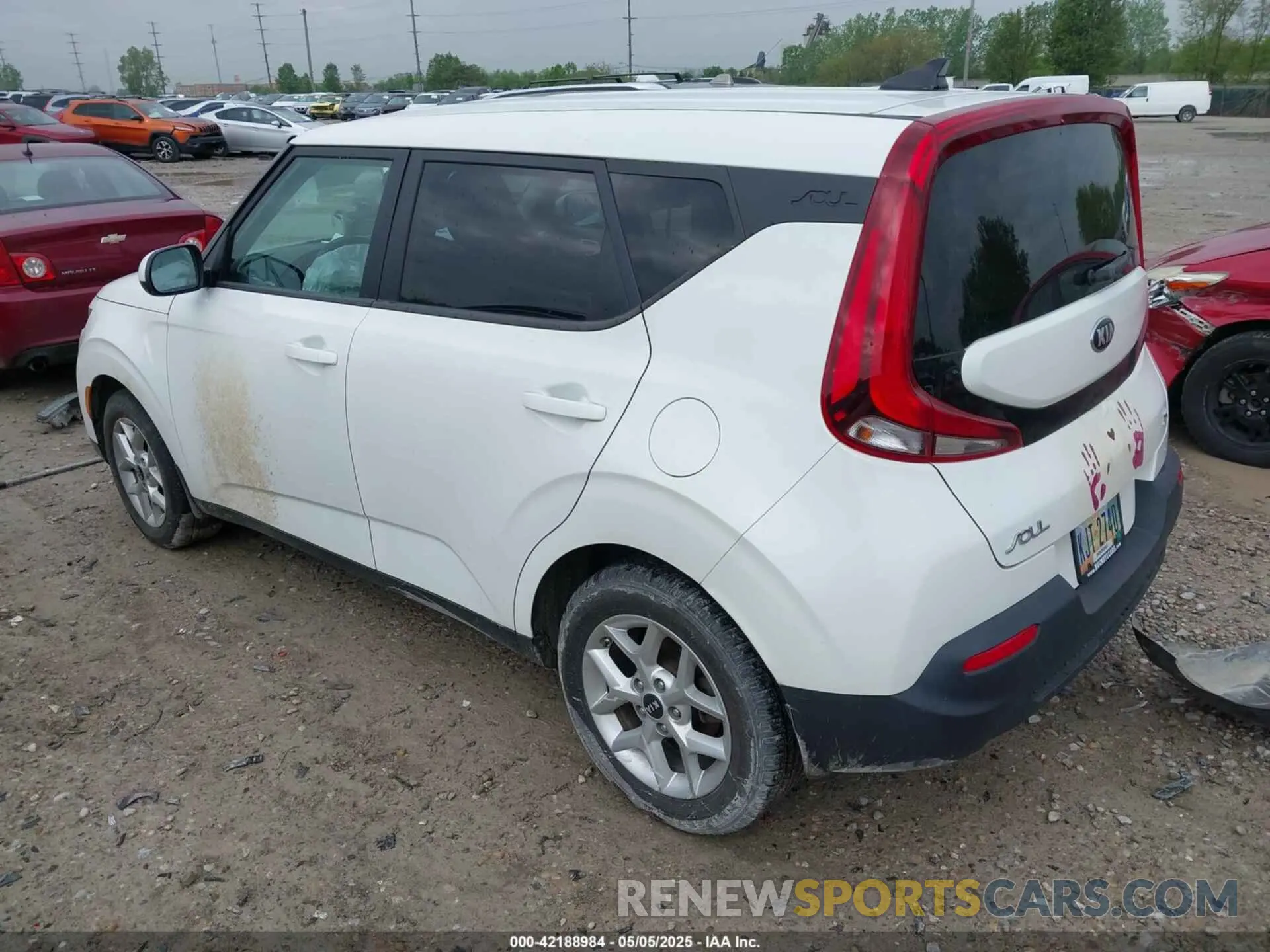 3 Фотография поврежденного автомобиля KNDJ23AU3L7017808 KIA SOUL 2020