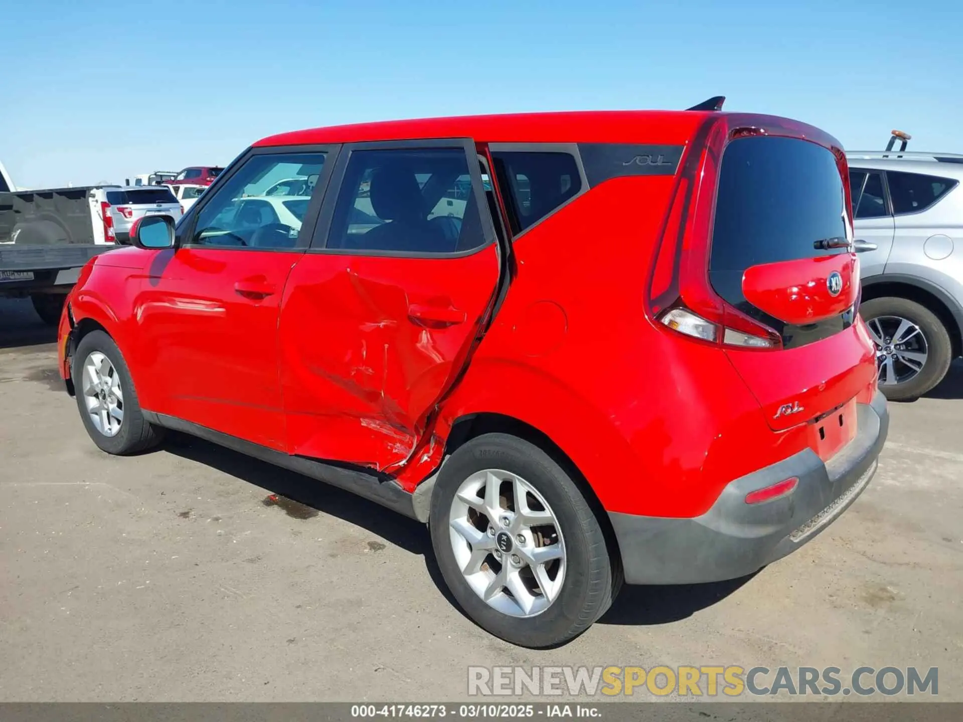 6 Photograph of a damaged car KNDJ23AU3L7025665 KIA SOUL 2020