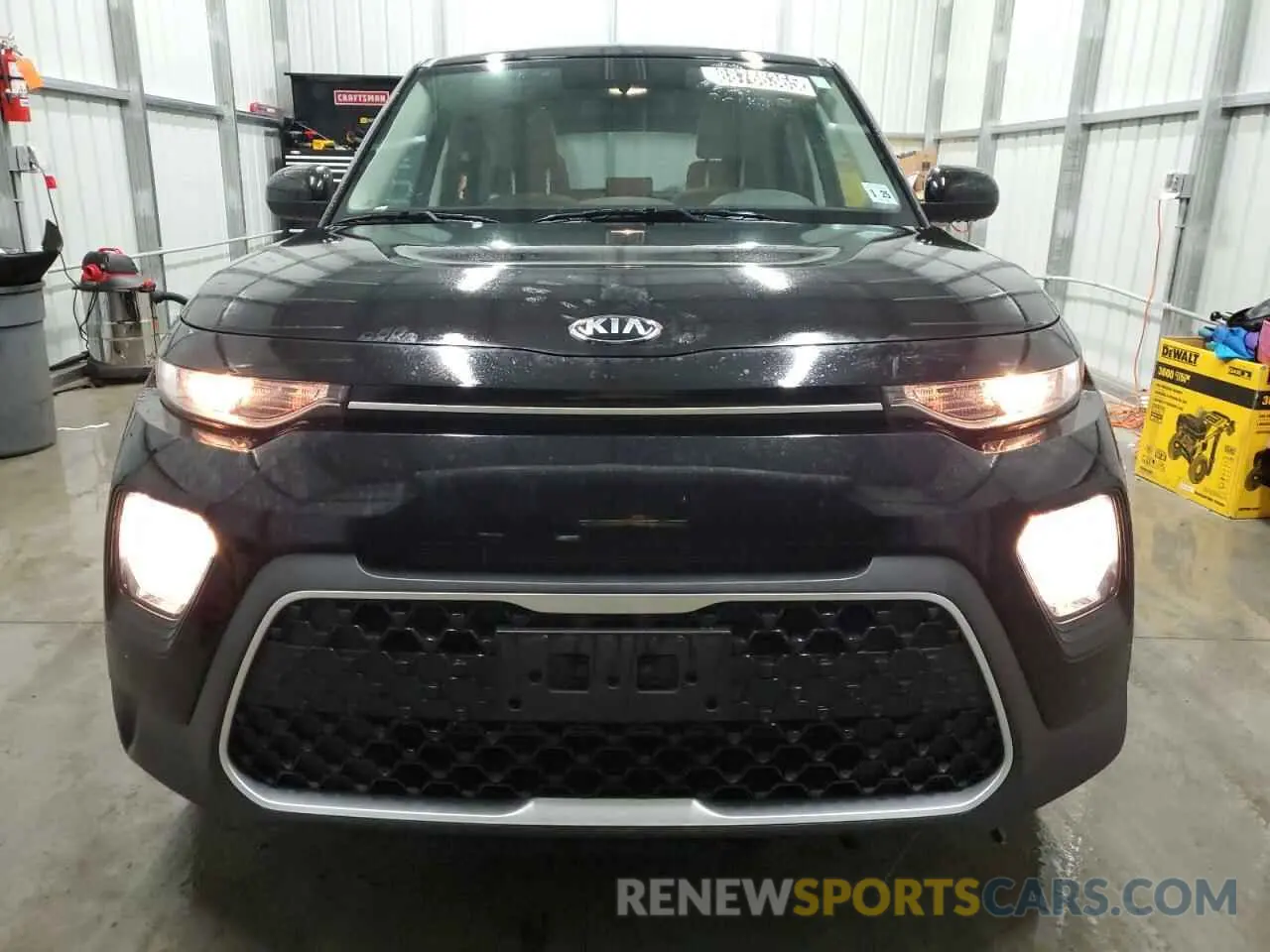 5 Photograph of a damaged car KNDJ23AU3L7091665 KIA SOUL 2020