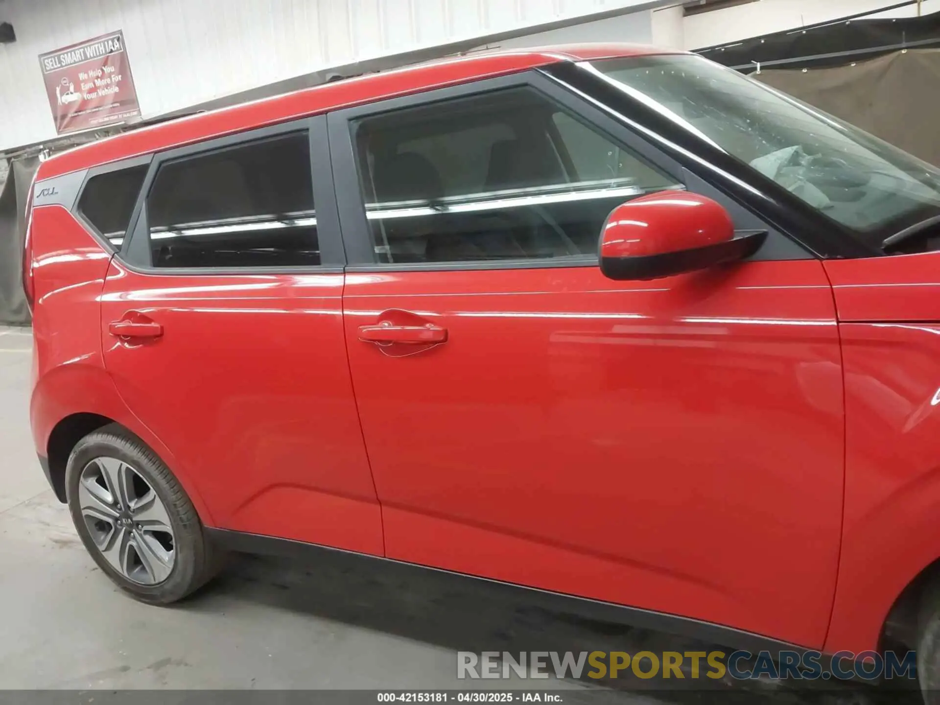 12 Photograph of a damaged car KNDJ23AU3L7702150 KIA SOUL 2020