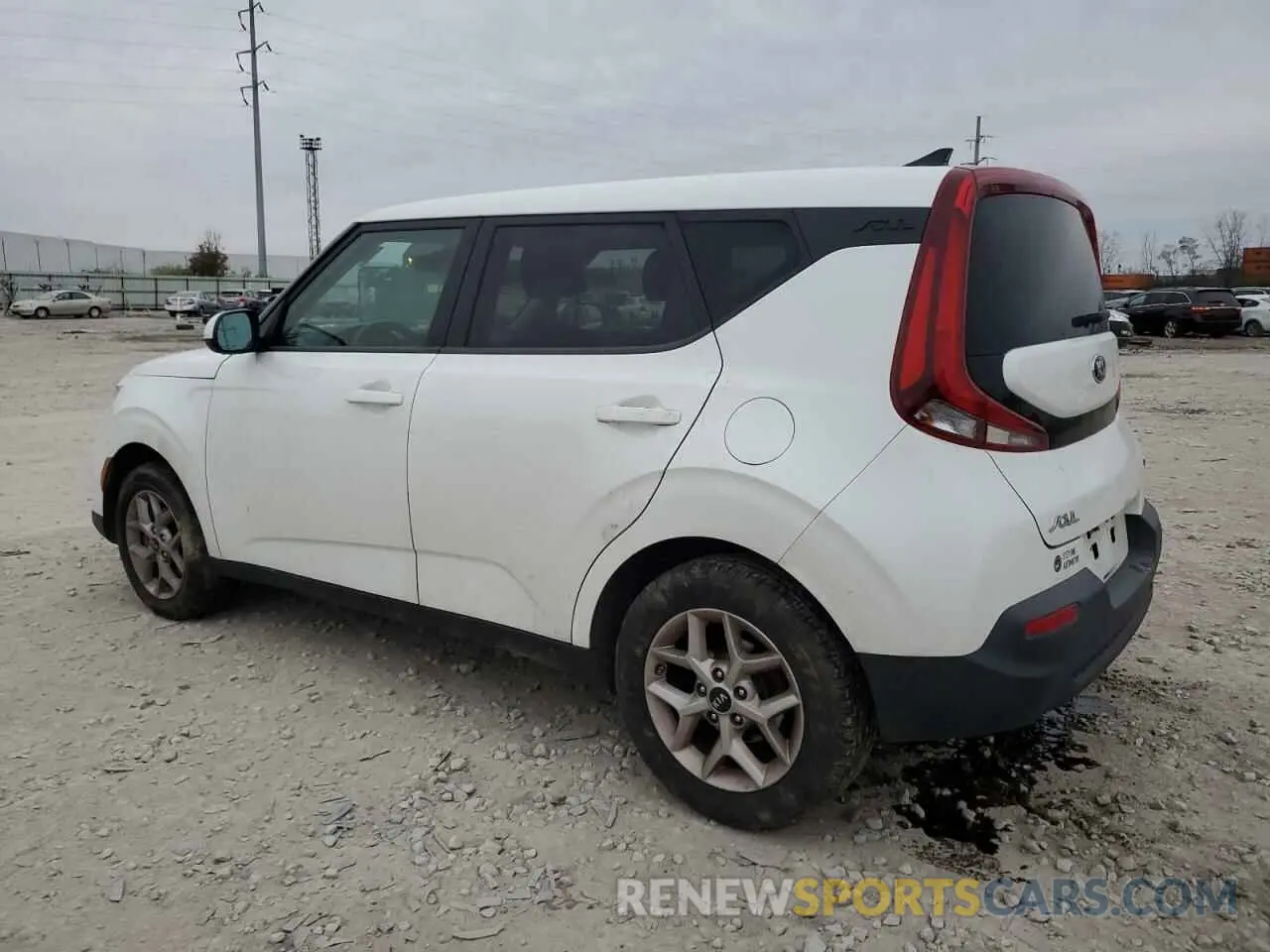 2 Photograph of a damaged car KNDJ23AU3L7707915 KIA SOUL 2020