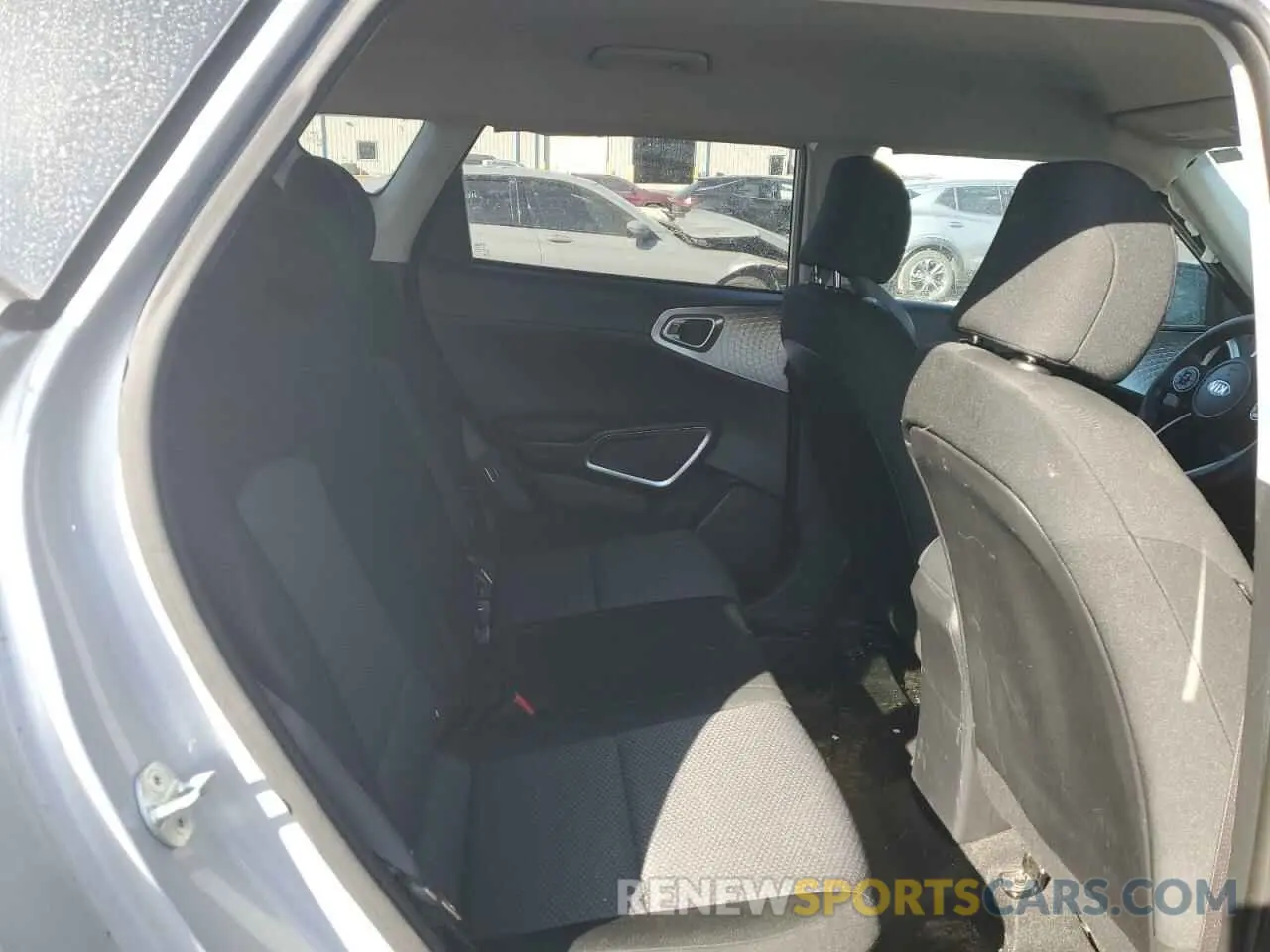 11 Фотография поврежденного автомобиля KNDJ23AU3L7716534 KIA SOUL 2020