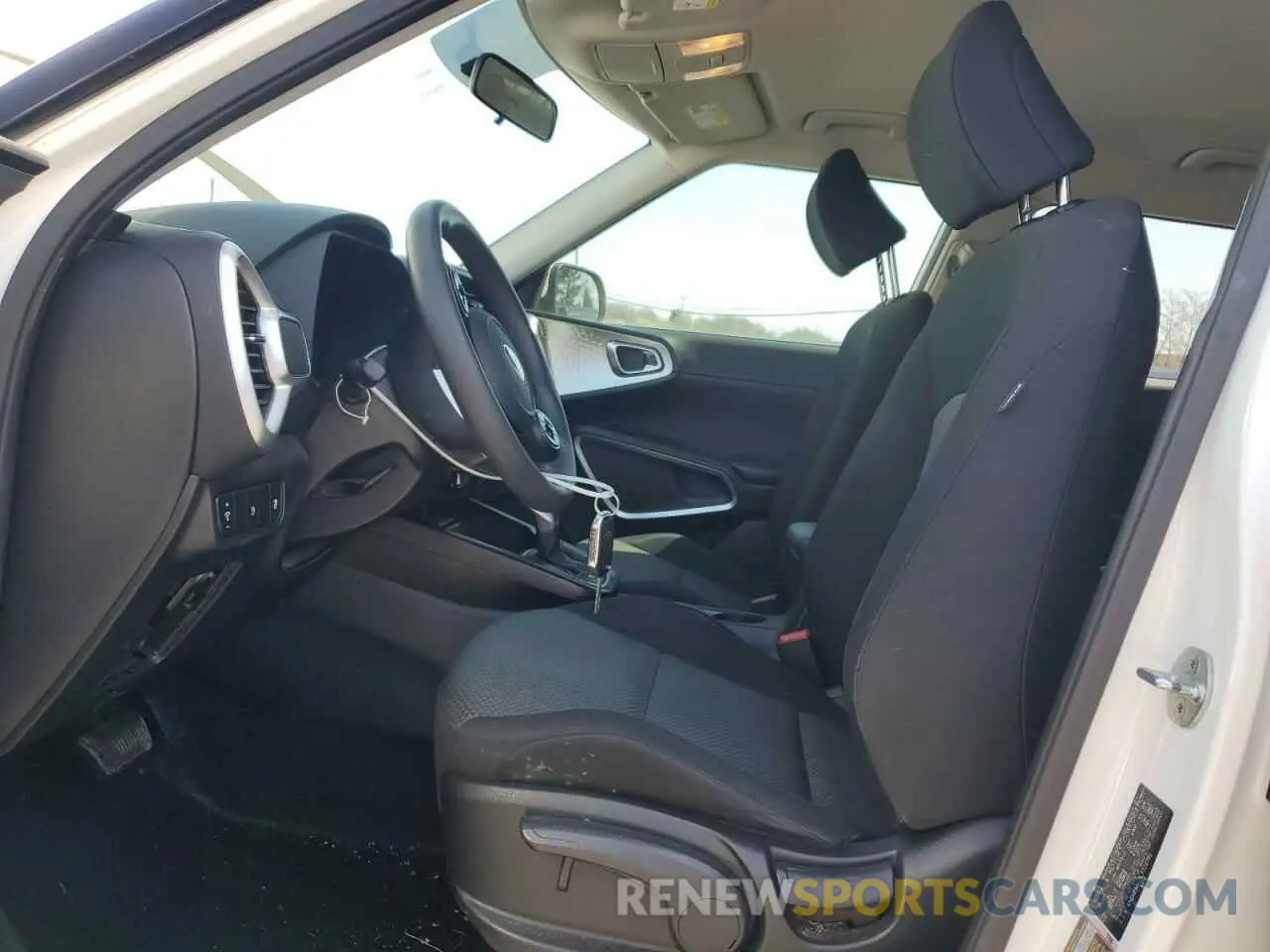 7 Photograph of a damaged car KNDJ23AU3L7723791 KIA SOUL 2020