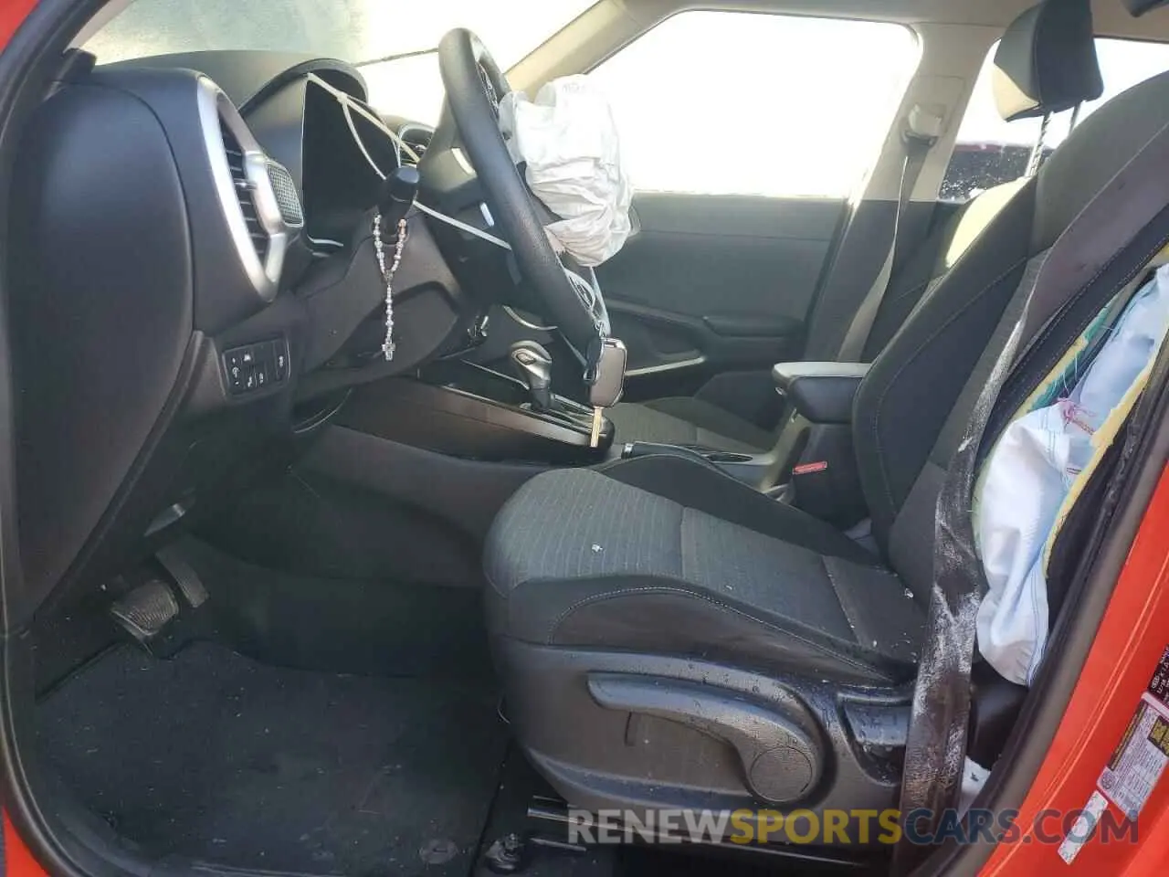 7 Photograph of a damaged car KNDJ23AU4L7003478 KIA SOUL 2020