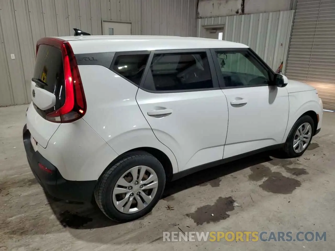 3 Photograph of a damaged car KNDJ23AU4L7052633 KIA SOUL 2020