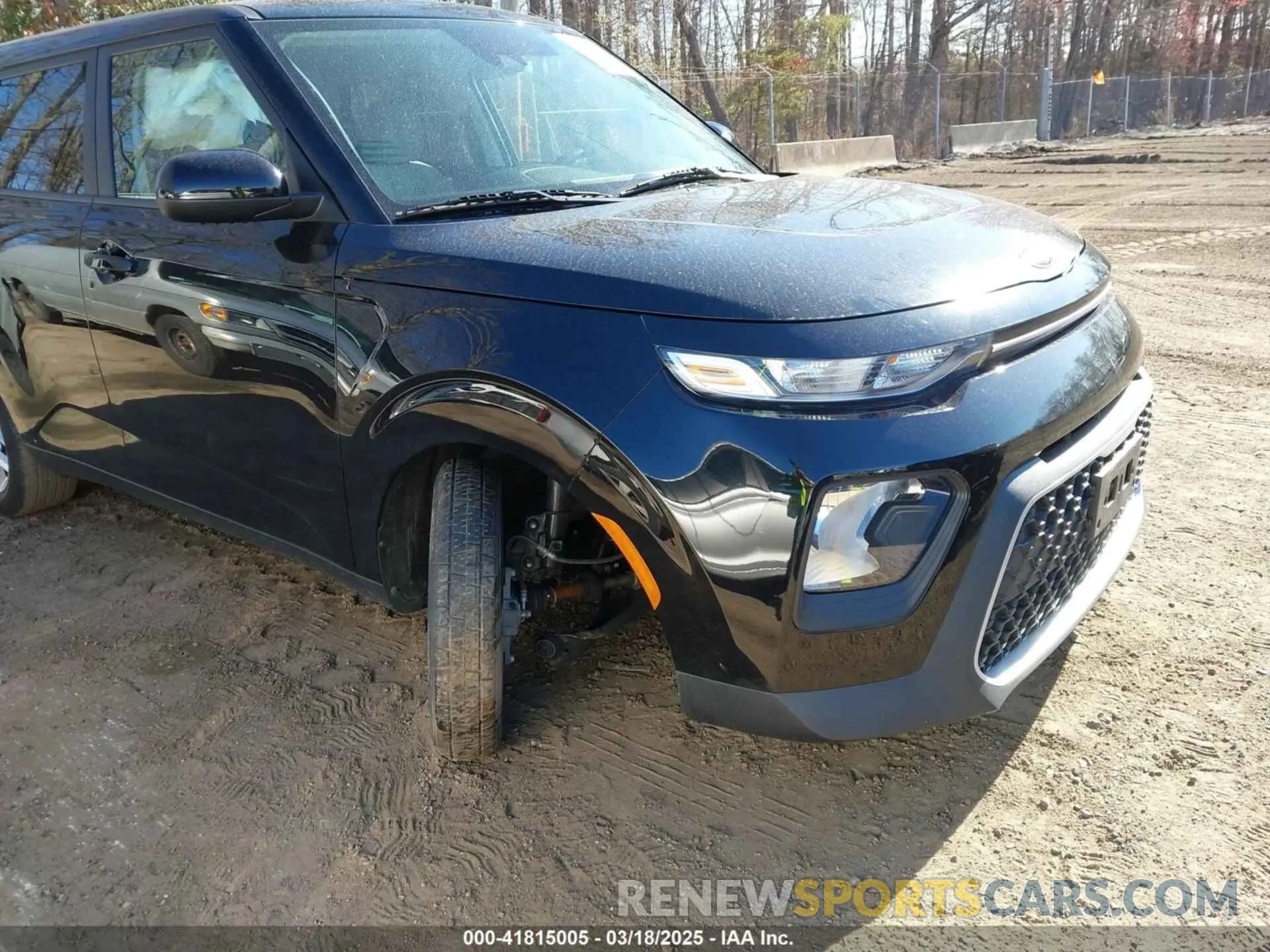 6 Photograph of a damaged car KNDJ23AU4L7061221 KIA SOUL 2020