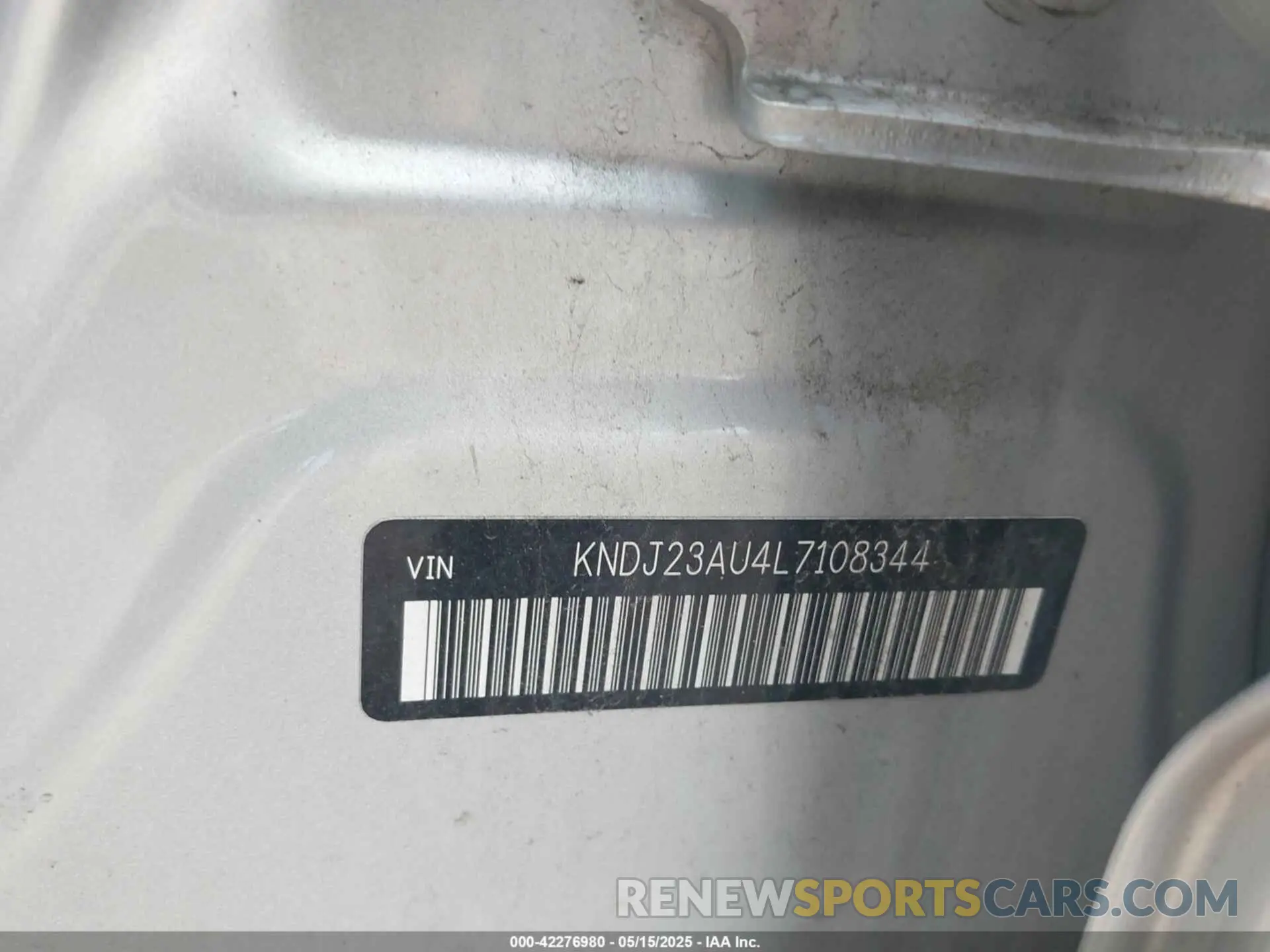 9 Photograph of a damaged car KNDJ23AU4L7108344 KIA SOUL 2020