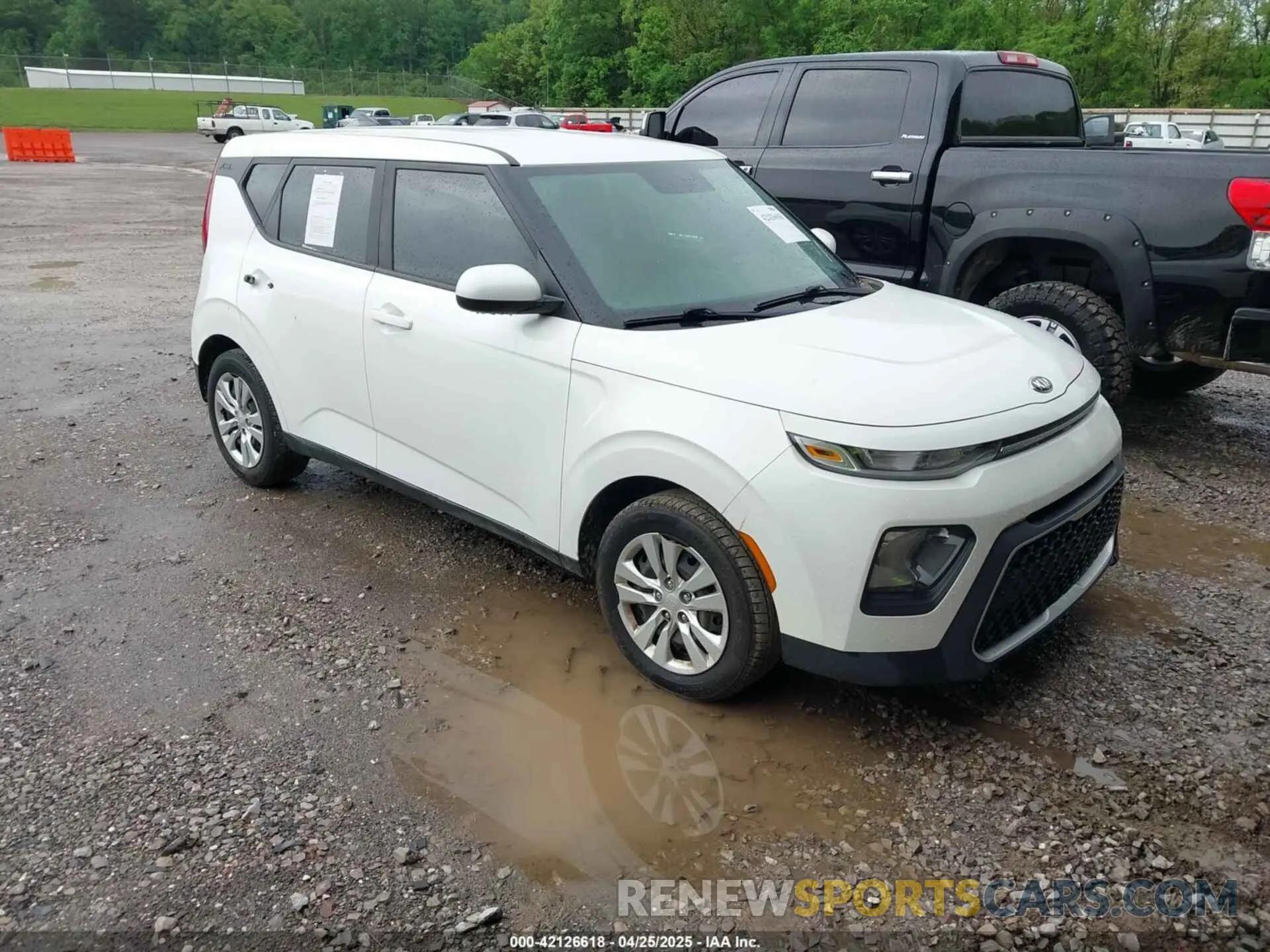 1 Photograph of a damaged car KNDJ23AU4L7708099 KIA SOUL 2020