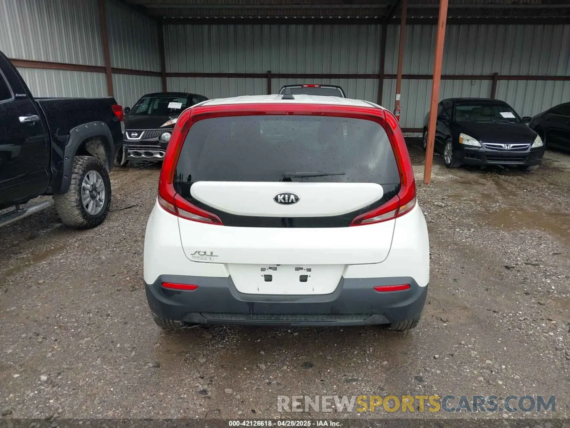 16 Photograph of a damaged car KNDJ23AU4L7708099 KIA SOUL 2020