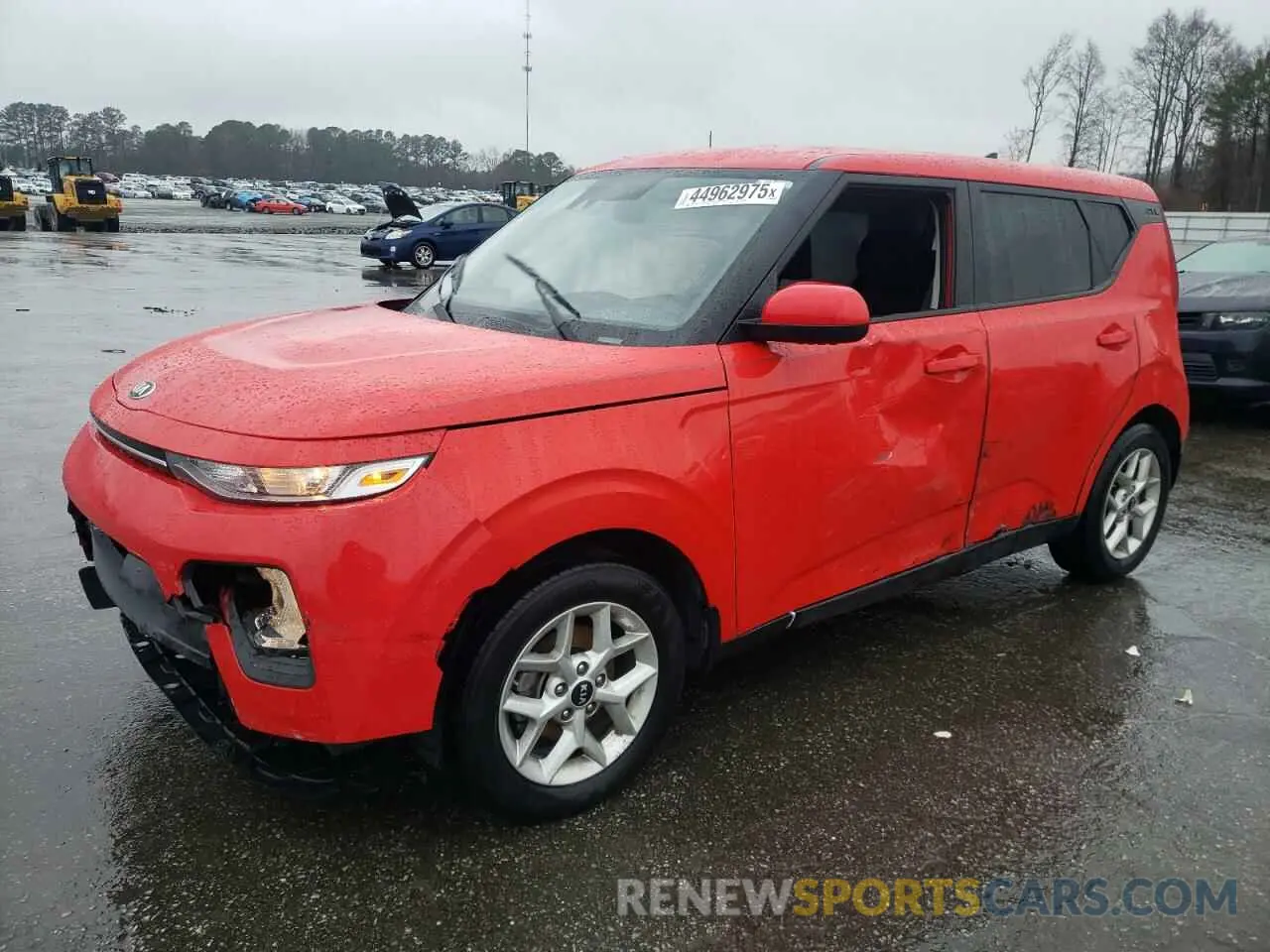 1 Photograph of a damaged car KNDJ23AU5L7013632 KIA SOUL 2020