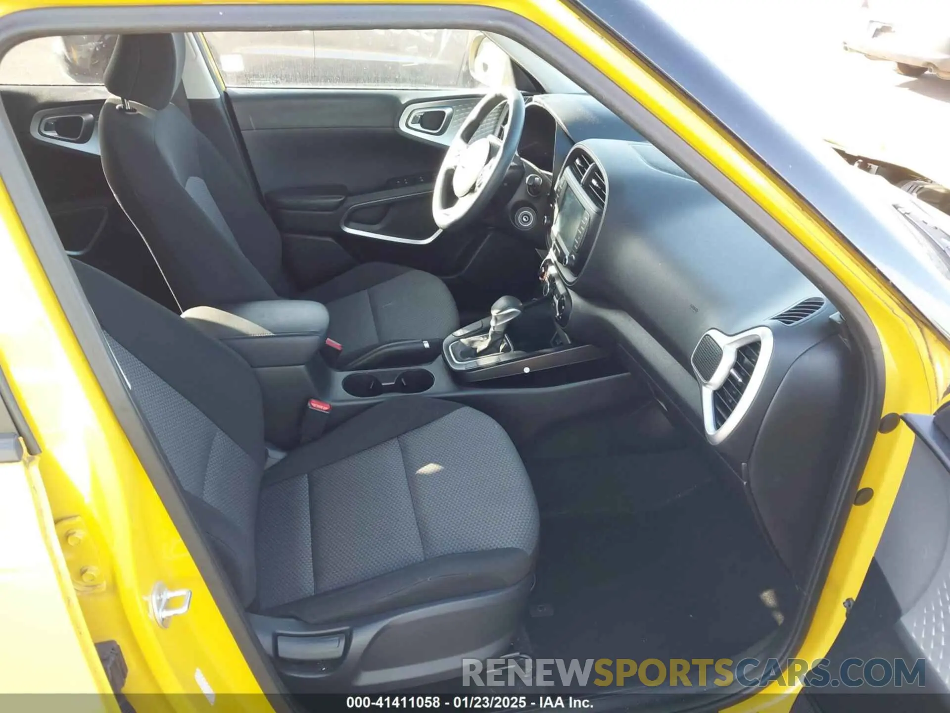 5 Фотография поврежденного автомобиля KNDJ23AU5L7052317 KIA SOUL 2020