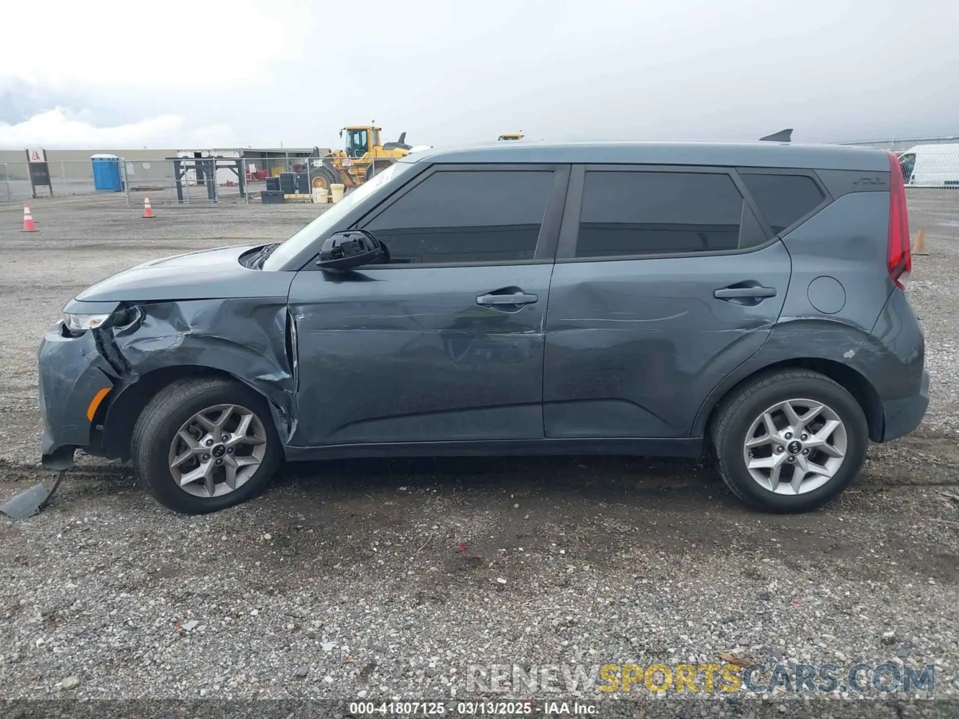 14 Photograph of a damaged car KNDJ23AU5L7053547 KIA SOUL 2020