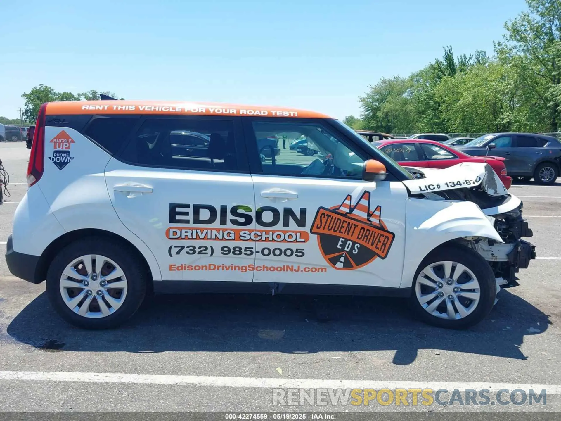13 Photograph of a damaged car KNDJ23AU5L7057937 KIA SOUL 2020