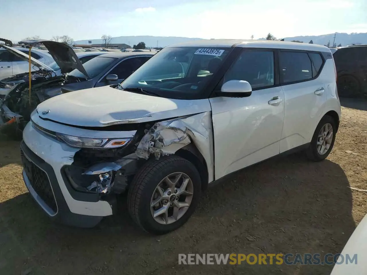 1 Photograph of a damaged car KNDJ23AU5L7067397 KIA SOUL 2020