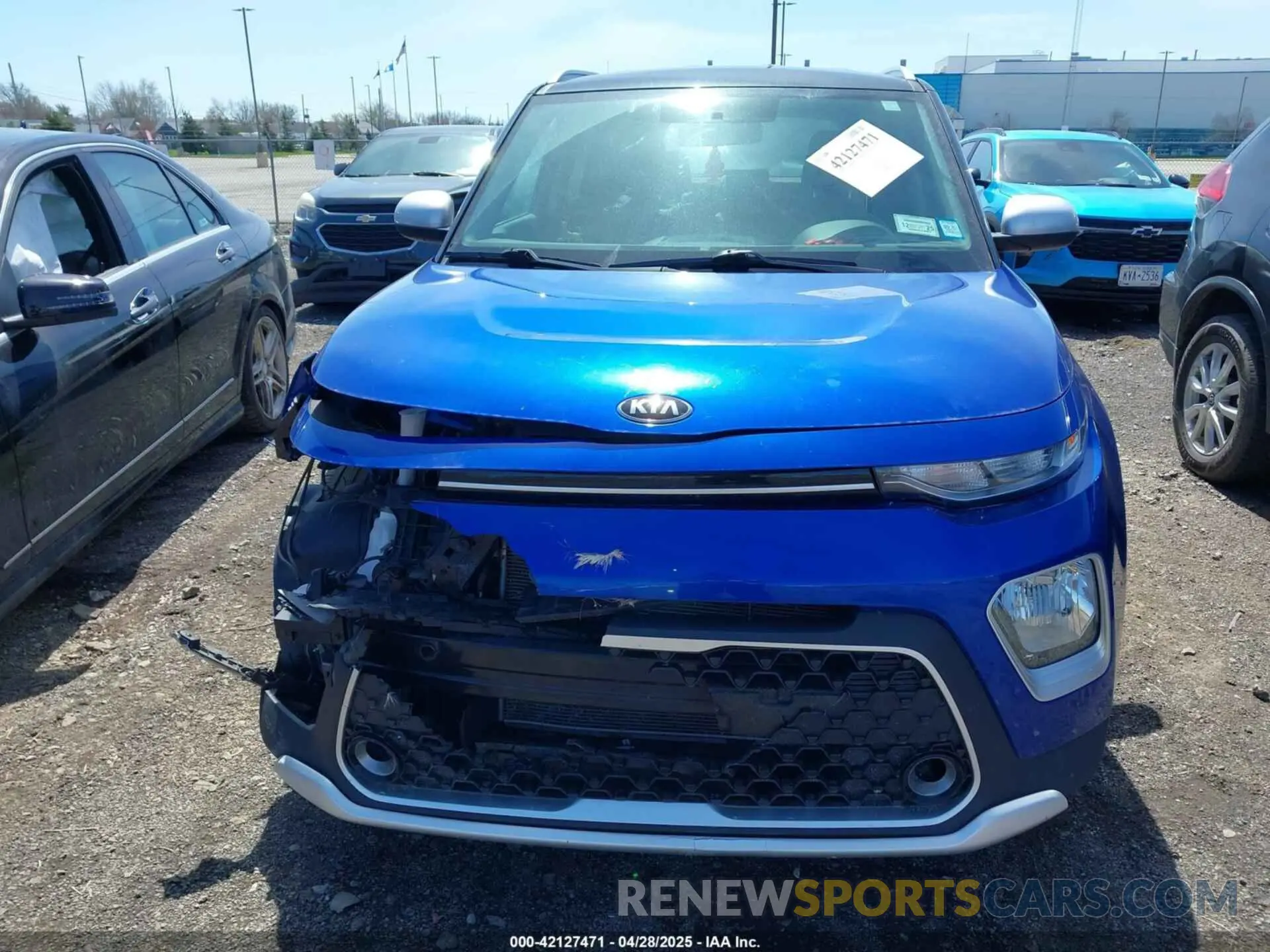 12 Photograph of a damaged car KNDJ23AU5L7070302 KIA SOUL 2020