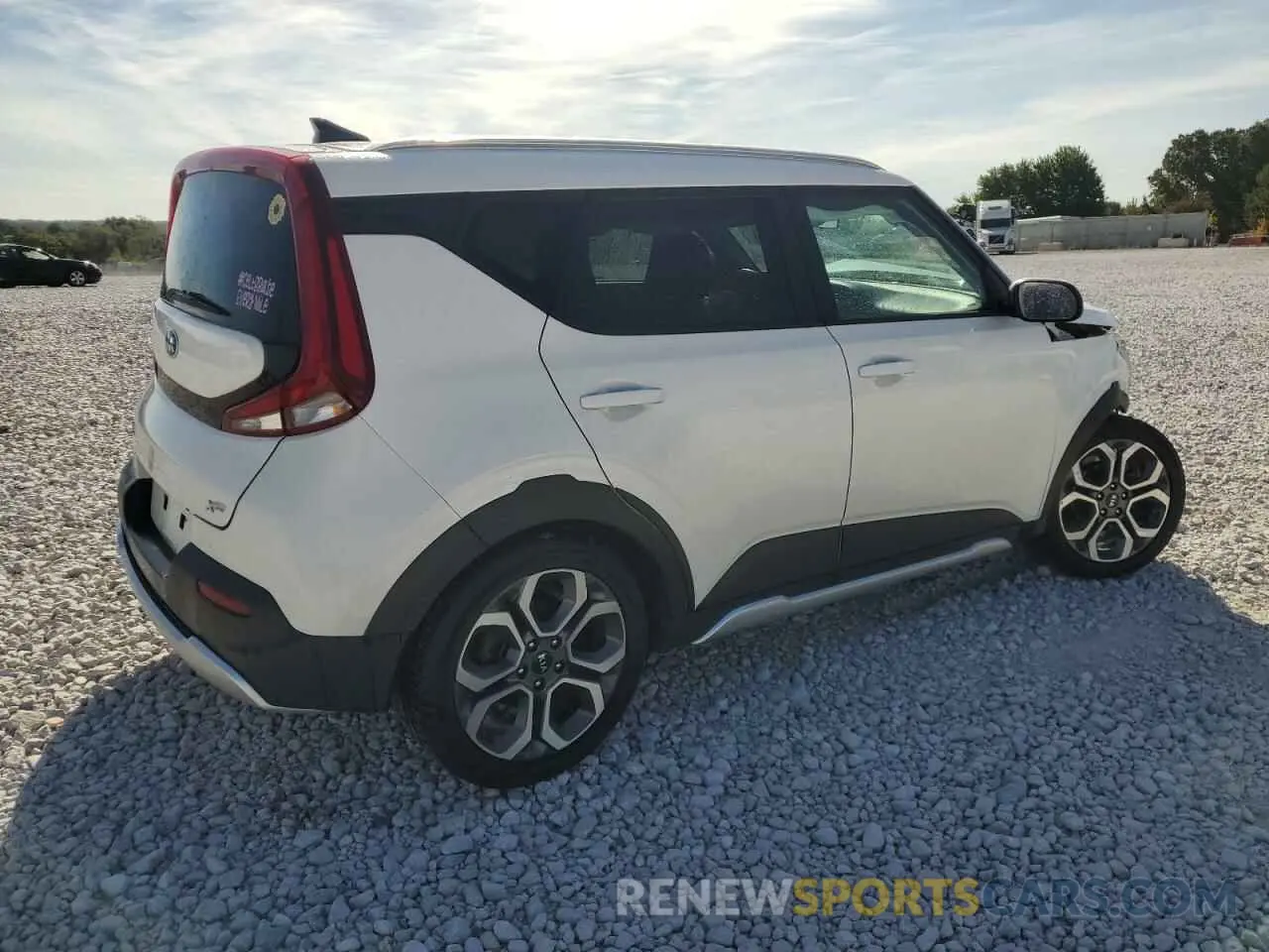3 Фотография поврежденного автомобиля KNDJ23AU5L7091733 KIA SOUL 2020
