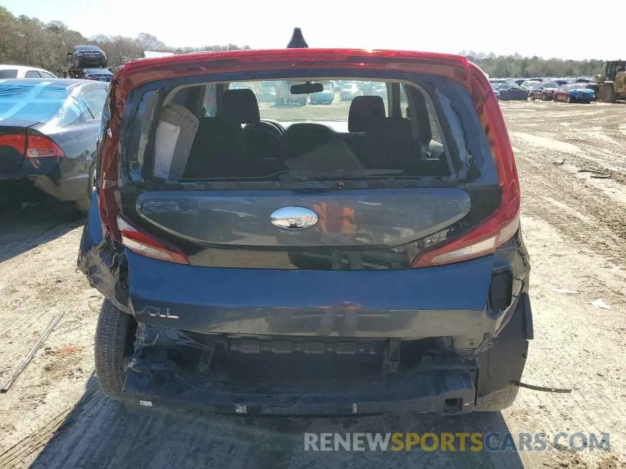 6 Photograph of a damaged car KNDJ23AU5L7095183 KIA SOUL 2020