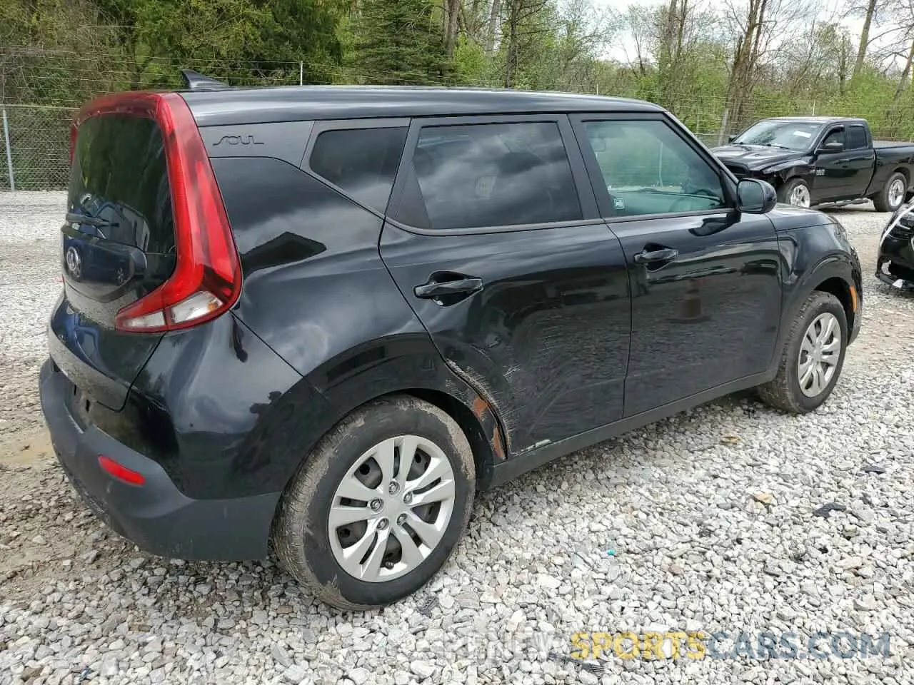 3 Photograph of a damaged car KNDJ23AU5L7705485 KIA SOUL 2020