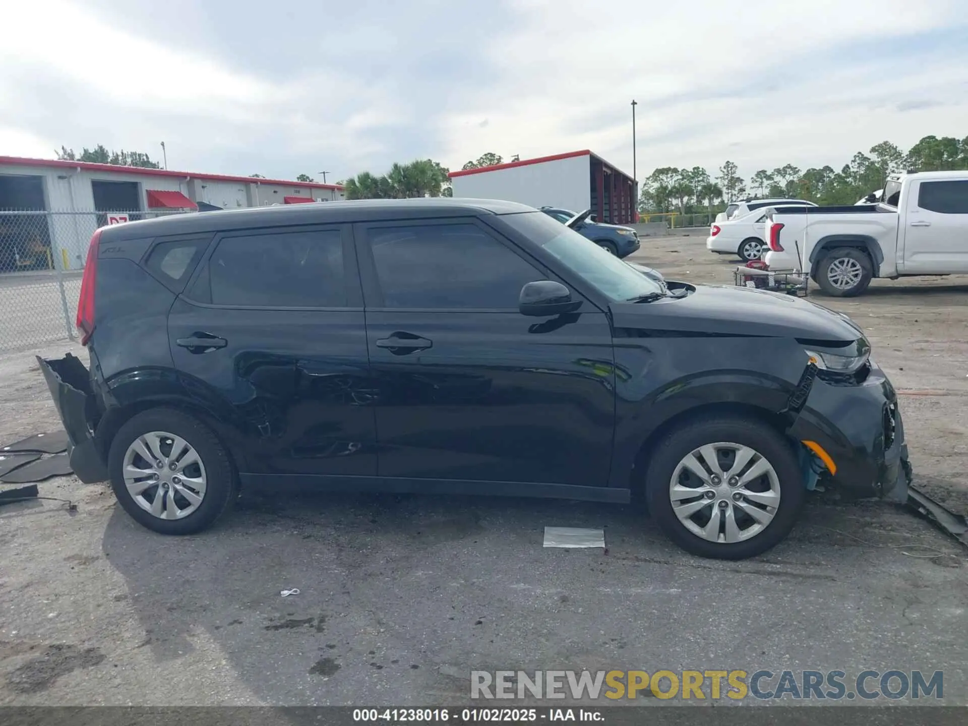 13 Фотография поврежденного автомобиля KNDJ23AU5L7707575 KIA SOUL 2020